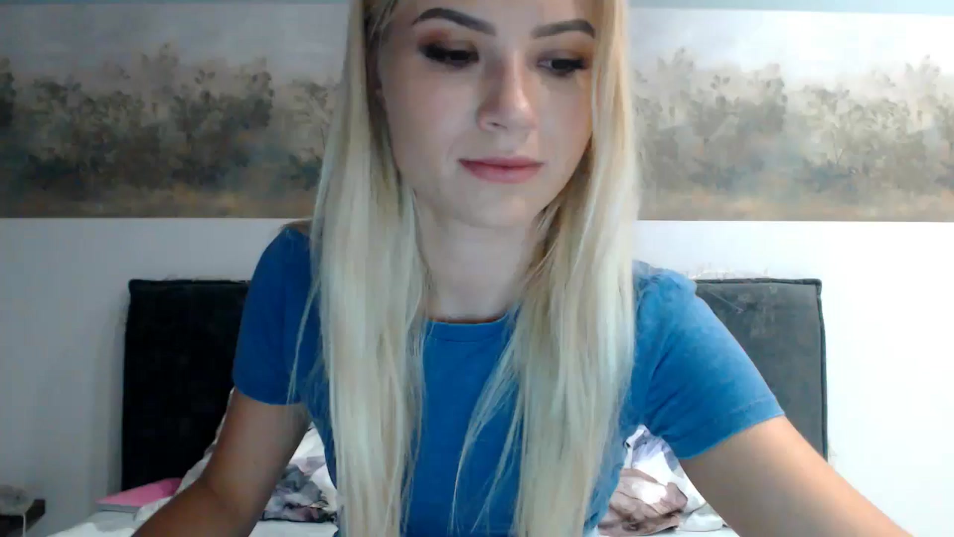 Gallery image thumbnail from fiancee's myfreecams stream on, 06/12/2024, 02:27 image 1 of 20