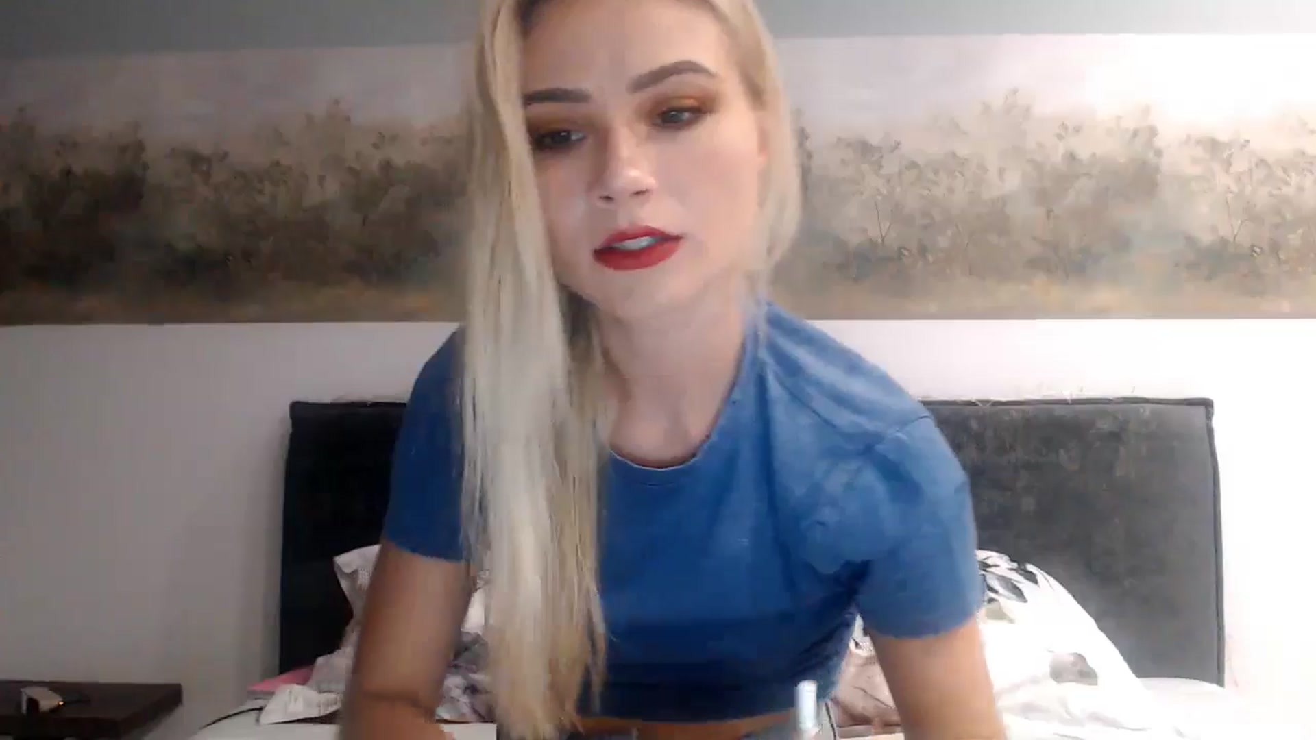 Gallery image thumbnail from fiancee's myfreecams stream on, 06/13/2024, 02:01 image 3 of 20