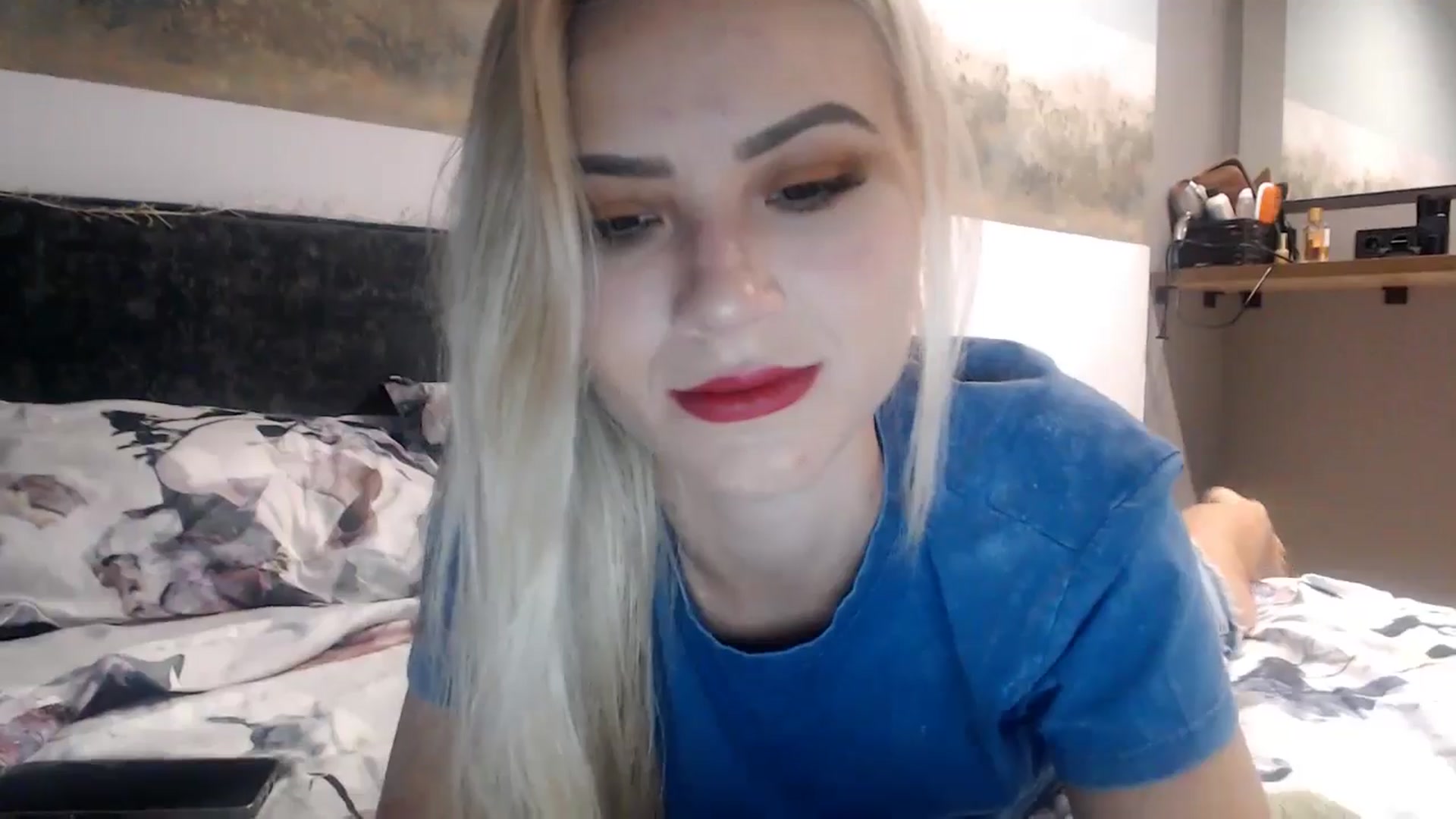 Gallery image thumbnail from fiancee's myfreecams stream on, 06/13/2024, 02:01 image 9 of 20