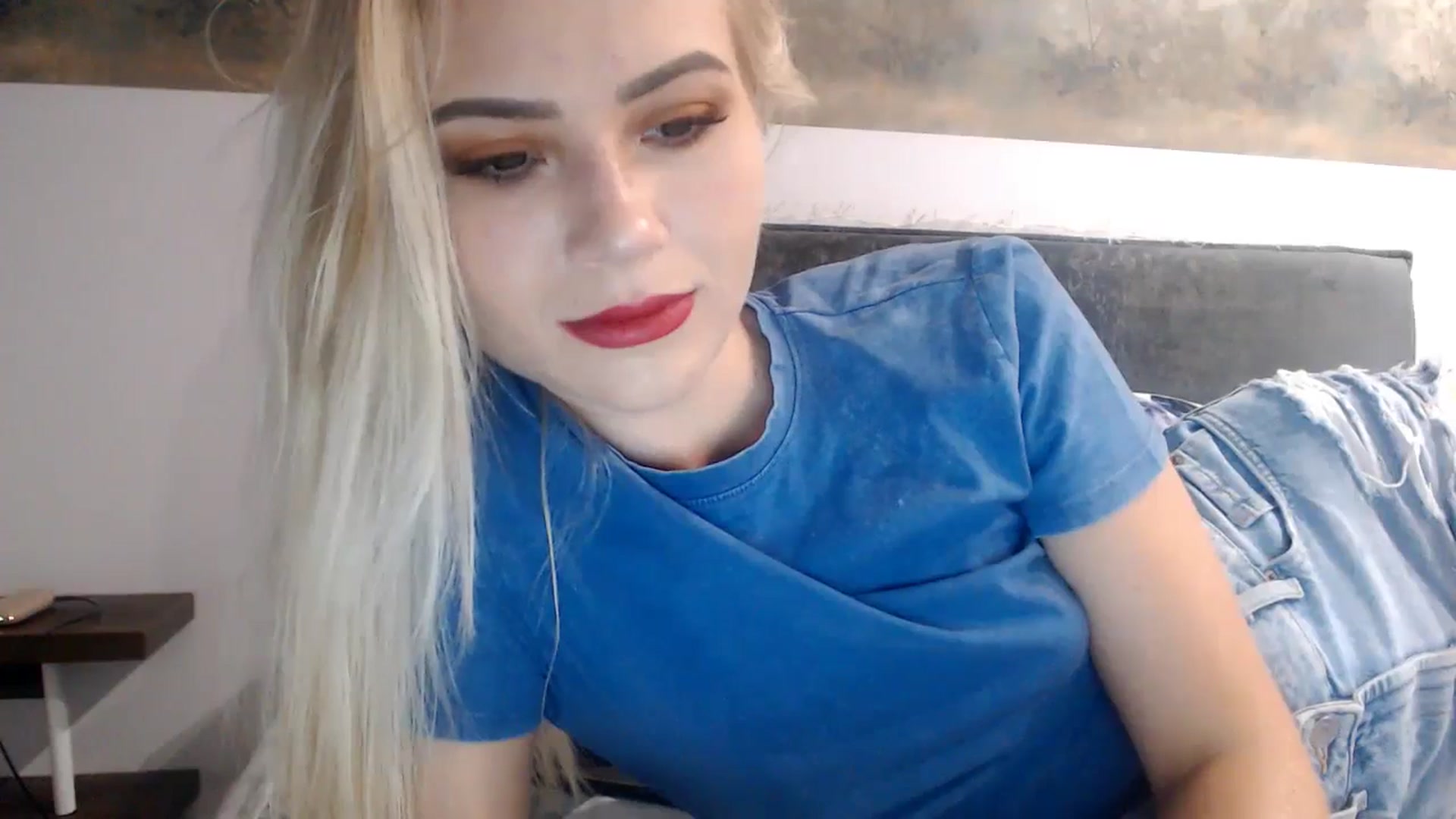 Gallery image thumbnail from fiancee's myfreecams stream on, 06/13/2024, 02:01 image 6 of 20