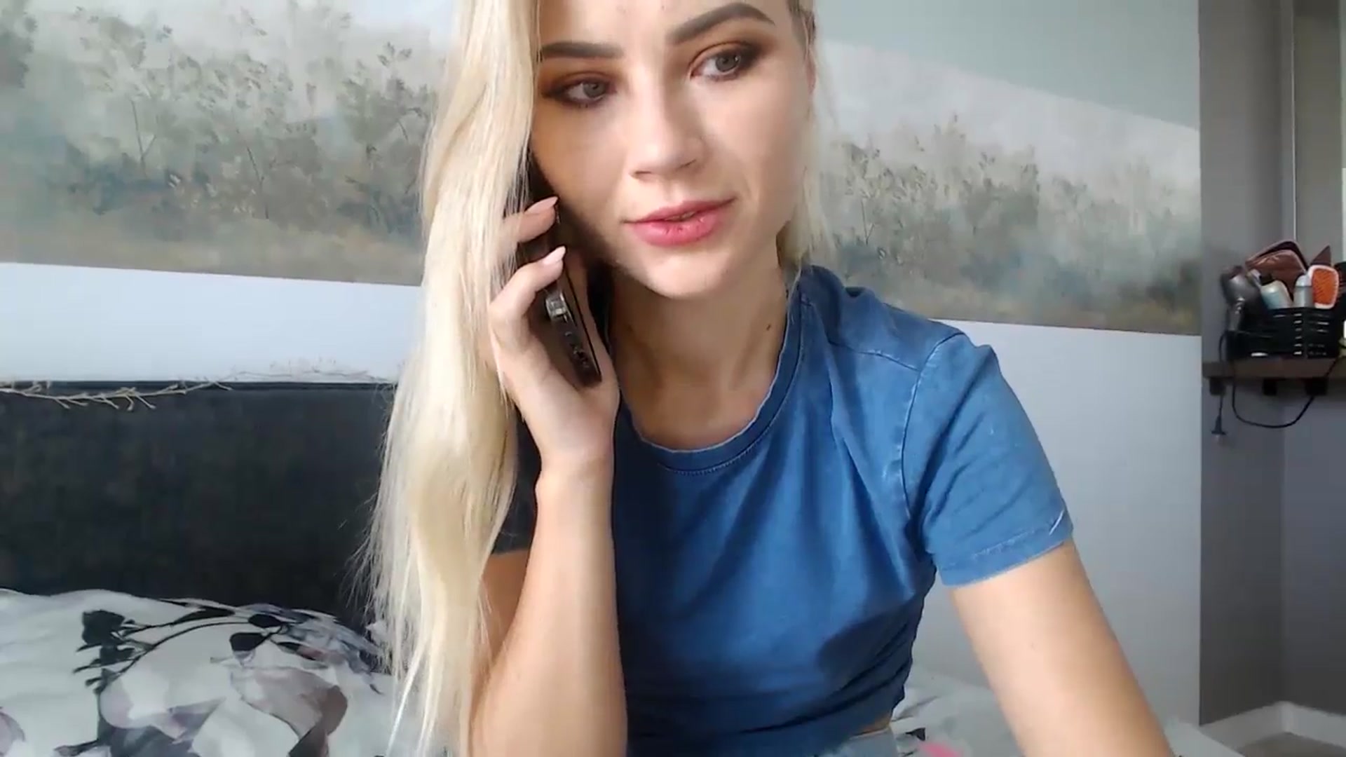 Gallery image thumbnail from fiancee's myfreecams stream on, 06/13/2024, 07:15 image 13 of 20