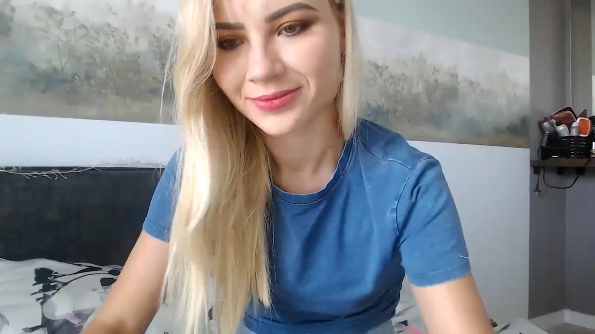 Gallery image thumbnail from fiancee's myfreecams stream on, 06/13/2024, 07:15 image 9 of 20