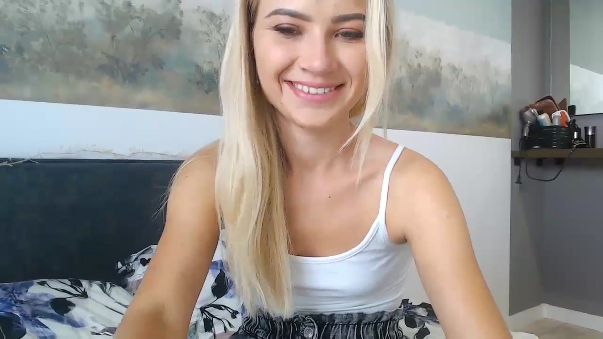 Gallery image thumbnail from fiancee's myfreecams stream on, 06/14/2024, 07:09 image 13 of 20