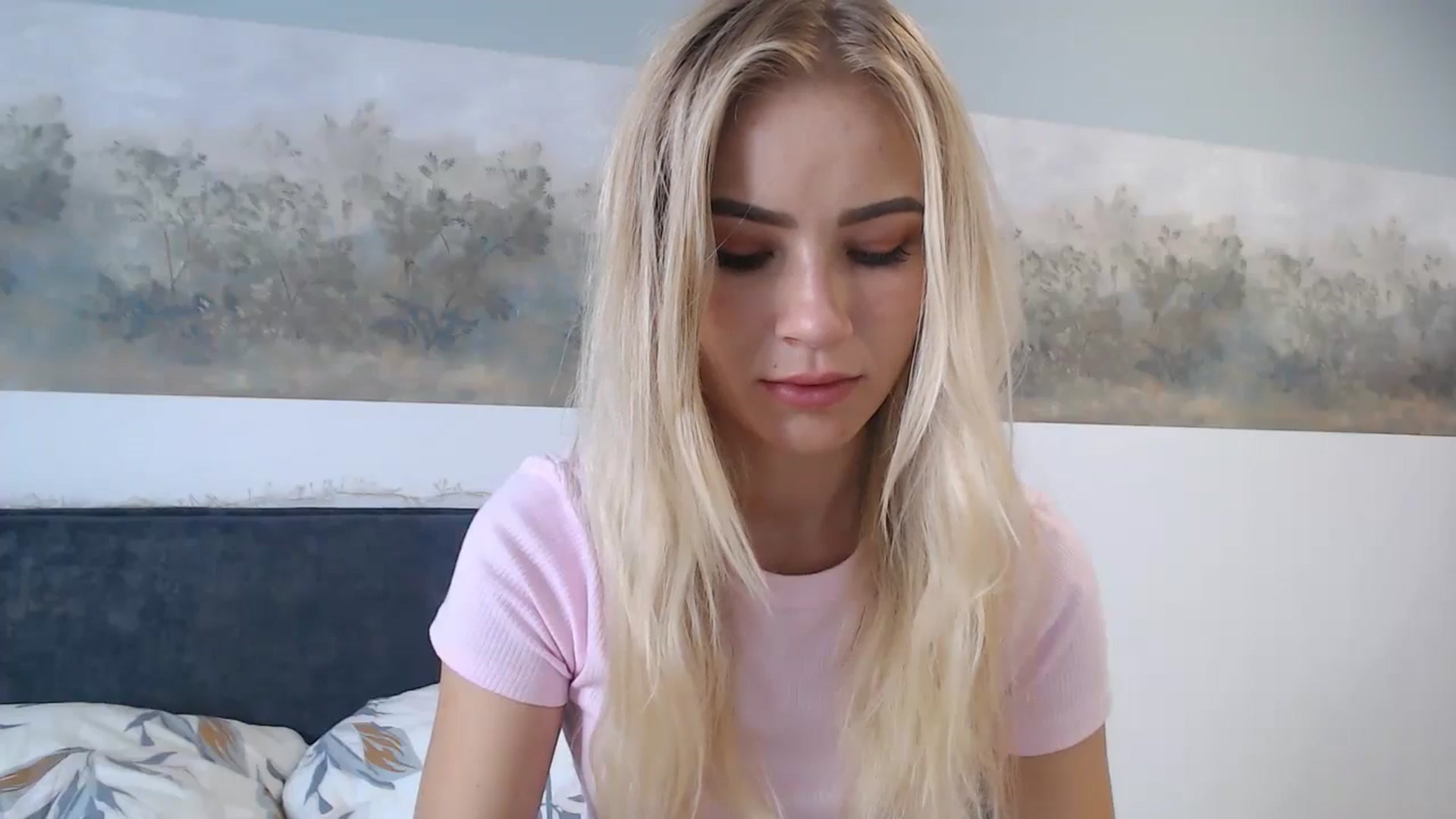Gallery image thumbnail from fiancee's myfreecams stream on, 06/16/2024, 06:53 image 2 of 20