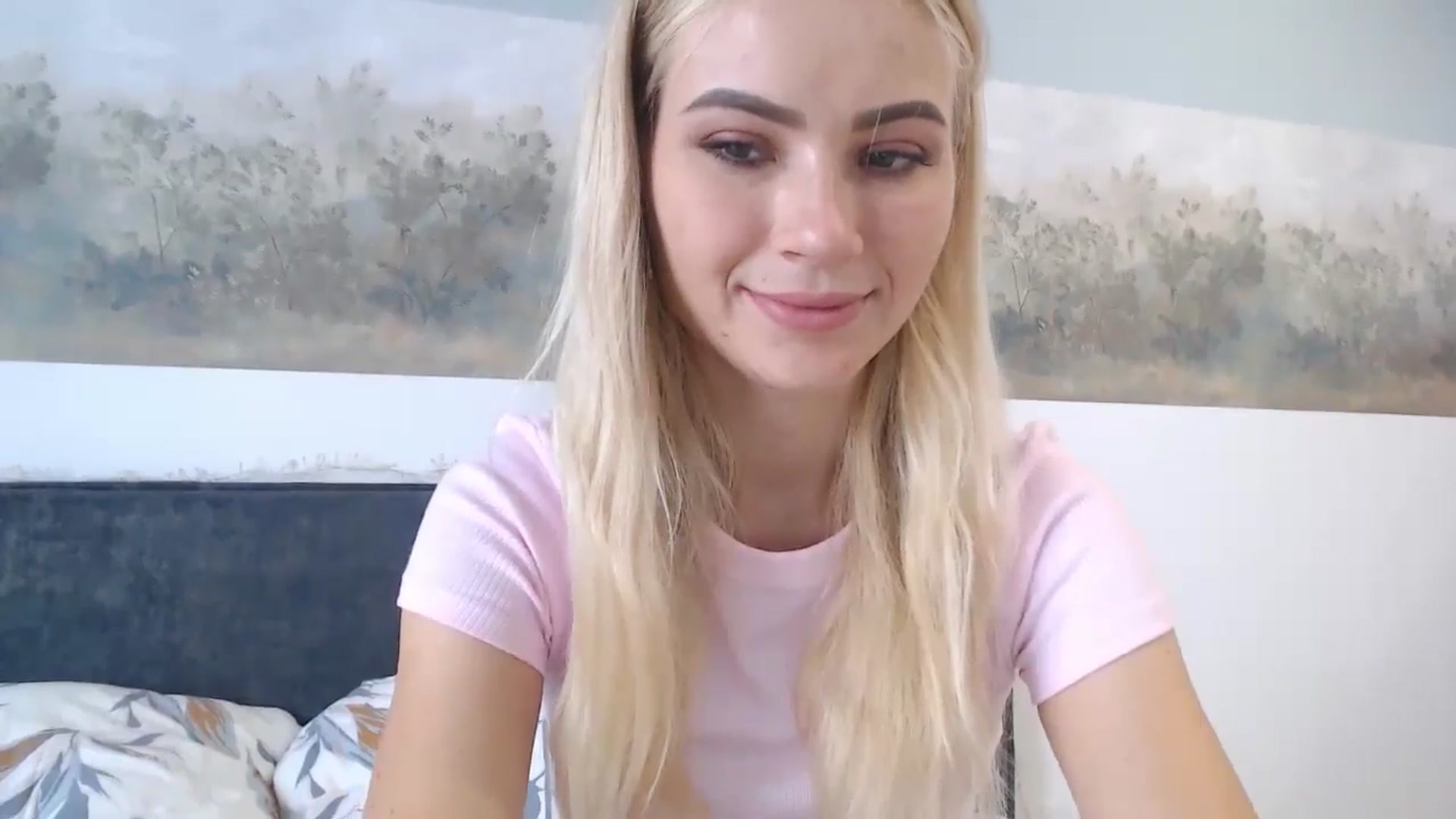 Gallery image thumbnail from fiancee's myfreecams stream on, 06/16/2024, 06:53 image 4 of 20