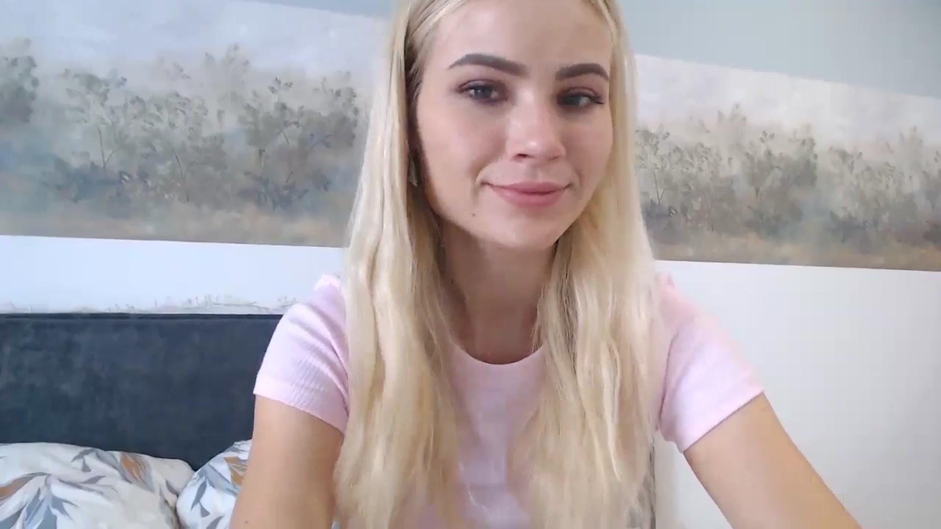 Gallery image thumbnail from fiancee's myfreecams stream on, 06/16/2024, 06:53 image 6 of 20