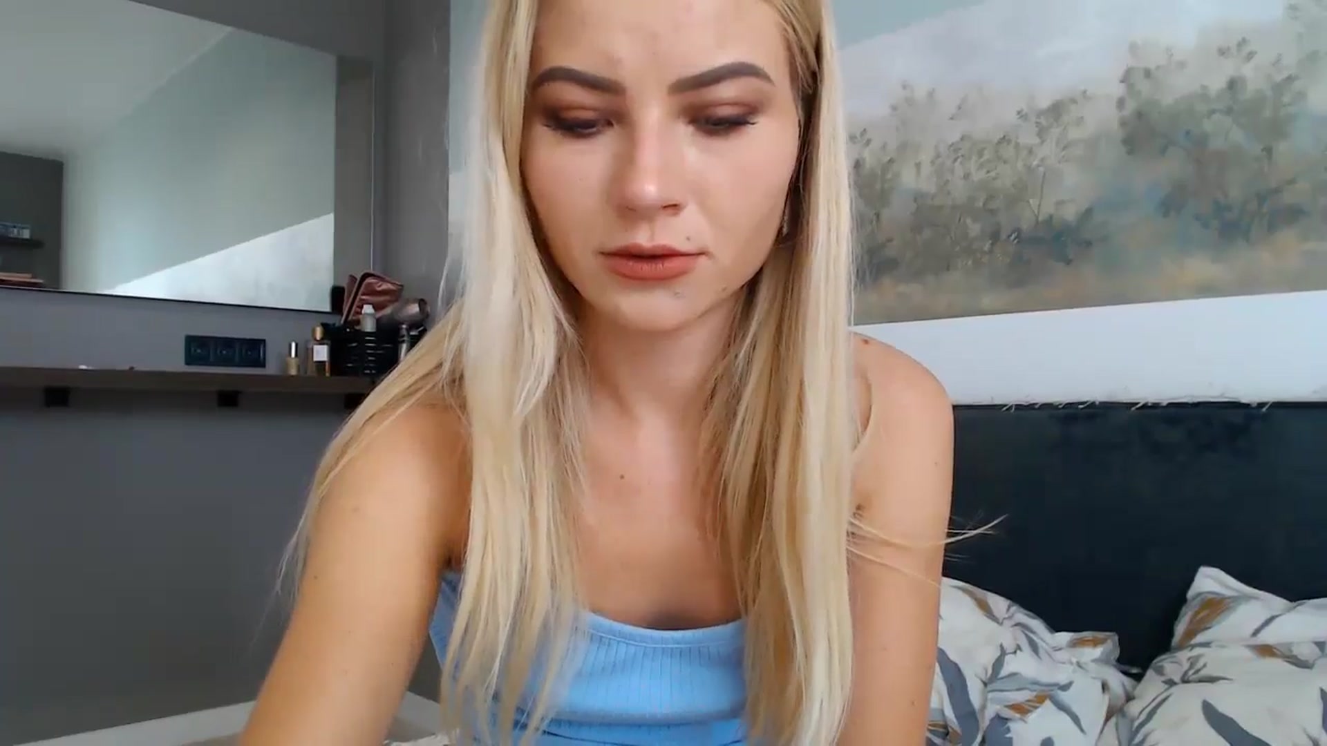 Gallery image thumbnail from fiancee's myfreecams stream on, 06/18/2024, 04:05 image 16 of 20