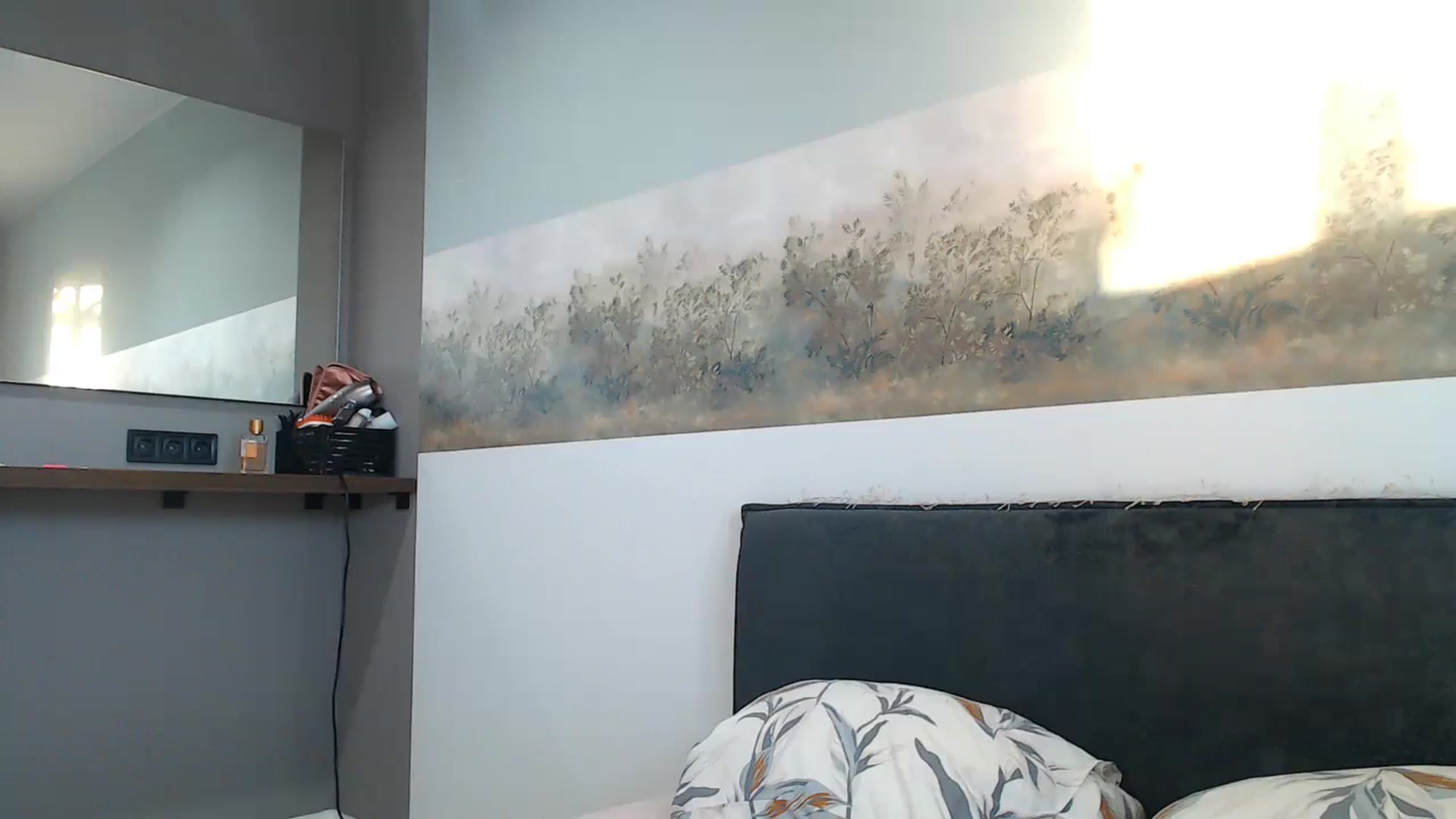 Gallery image thumbnail from fiancee's myfreecams stream on, 06/20/2024, 02:48 image 7 of 20