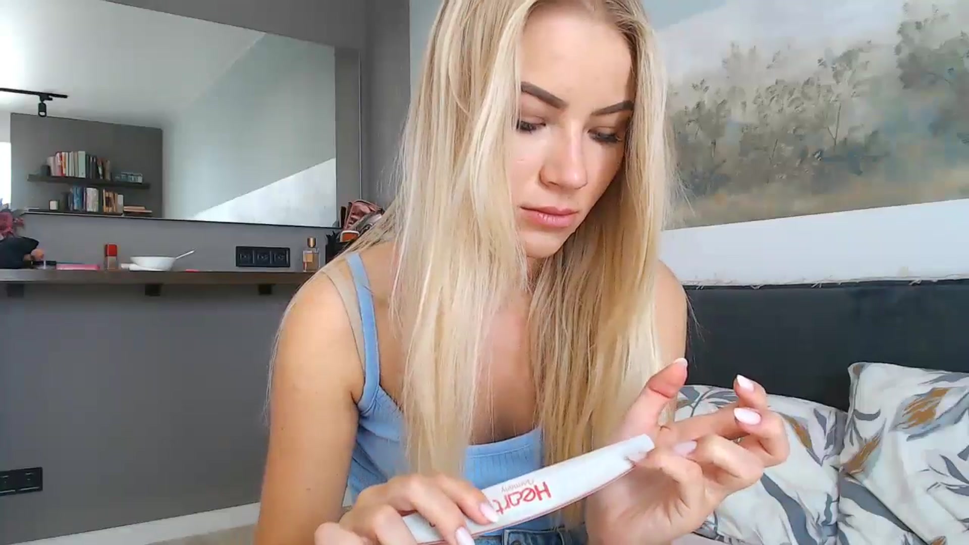 Gallery image thumbnail from fiancee's myfreecams stream on, 06/20/2024, 04:24 image 3 of 20