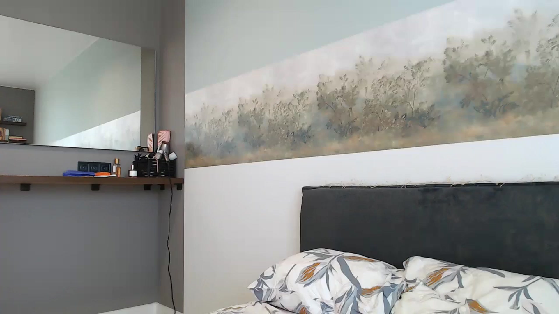 Gallery image thumbnail from fiancee's myfreecams stream on, 06/21/2024, 04:40 image 19 of 20