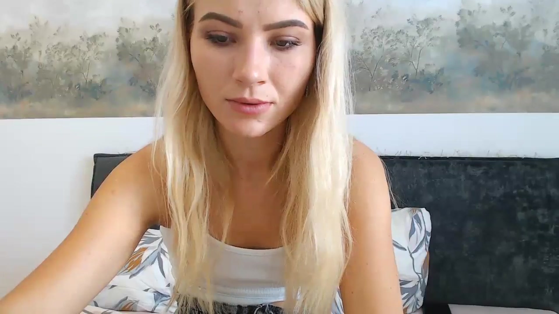 Gallery image thumbnail from fiancee's myfreecams stream on, 06/21/2024, 06:07 image 4 of 20