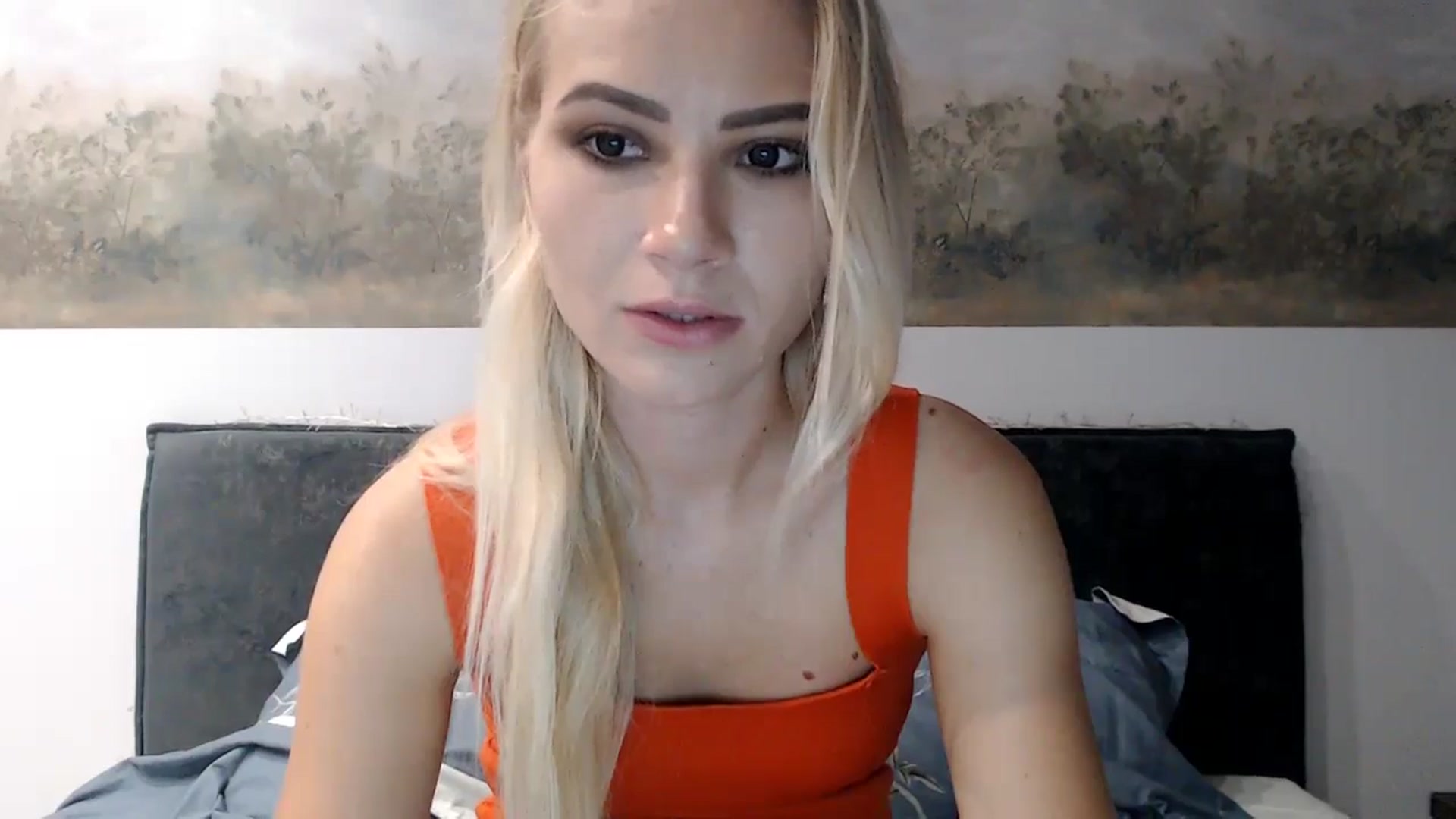 Gallery image thumbnail from fiancee's myfreecams stream on, 06/21/2024, 23:00 image 11 of 20