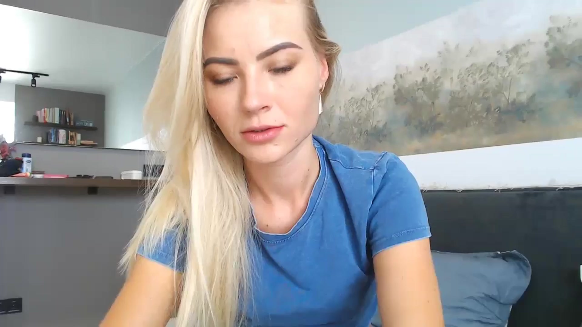 Gallery image thumbnail from fiancee's myfreecams stream on, 06/23/2024, 05:17 image 6 of 20