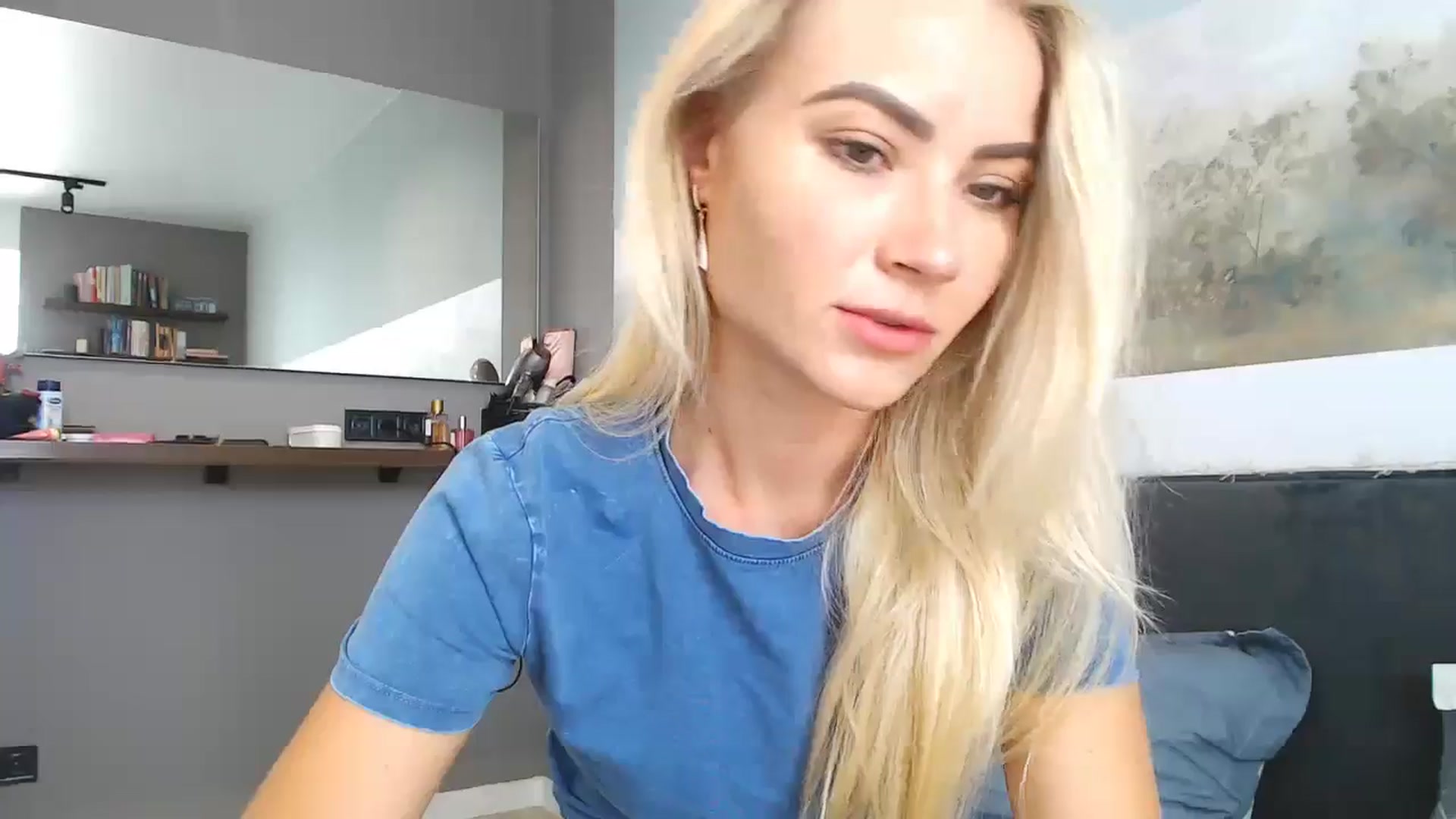 Gallery image thumbnail from fiancee's myfreecams stream on, 06/23/2024, 05:17 image 10 of 20