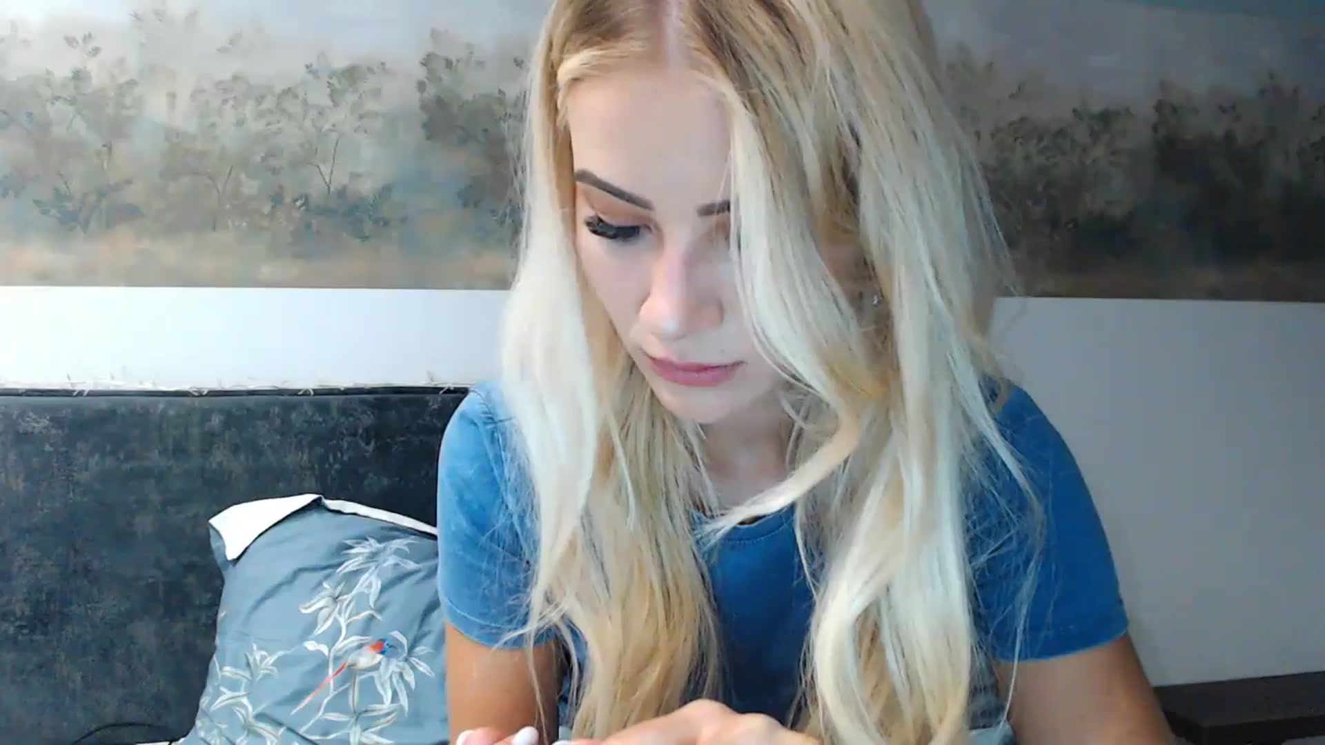 Gallery image thumbnail from fiancee's myfreecams stream on, 06/25/2024, 23:16 image 15 of 20