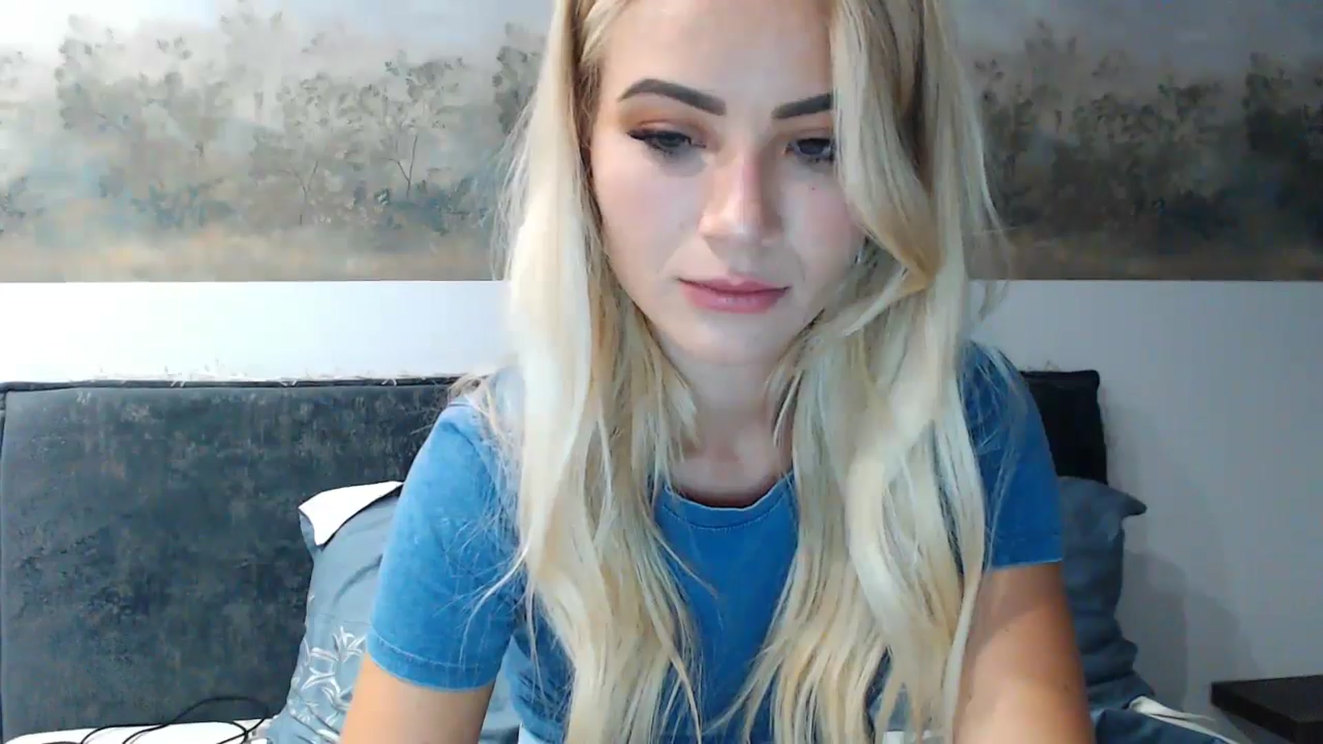 Gallery image thumbnail from fiancee's myfreecams stream on, 06/25/2024, 23:16 image 2 of 20