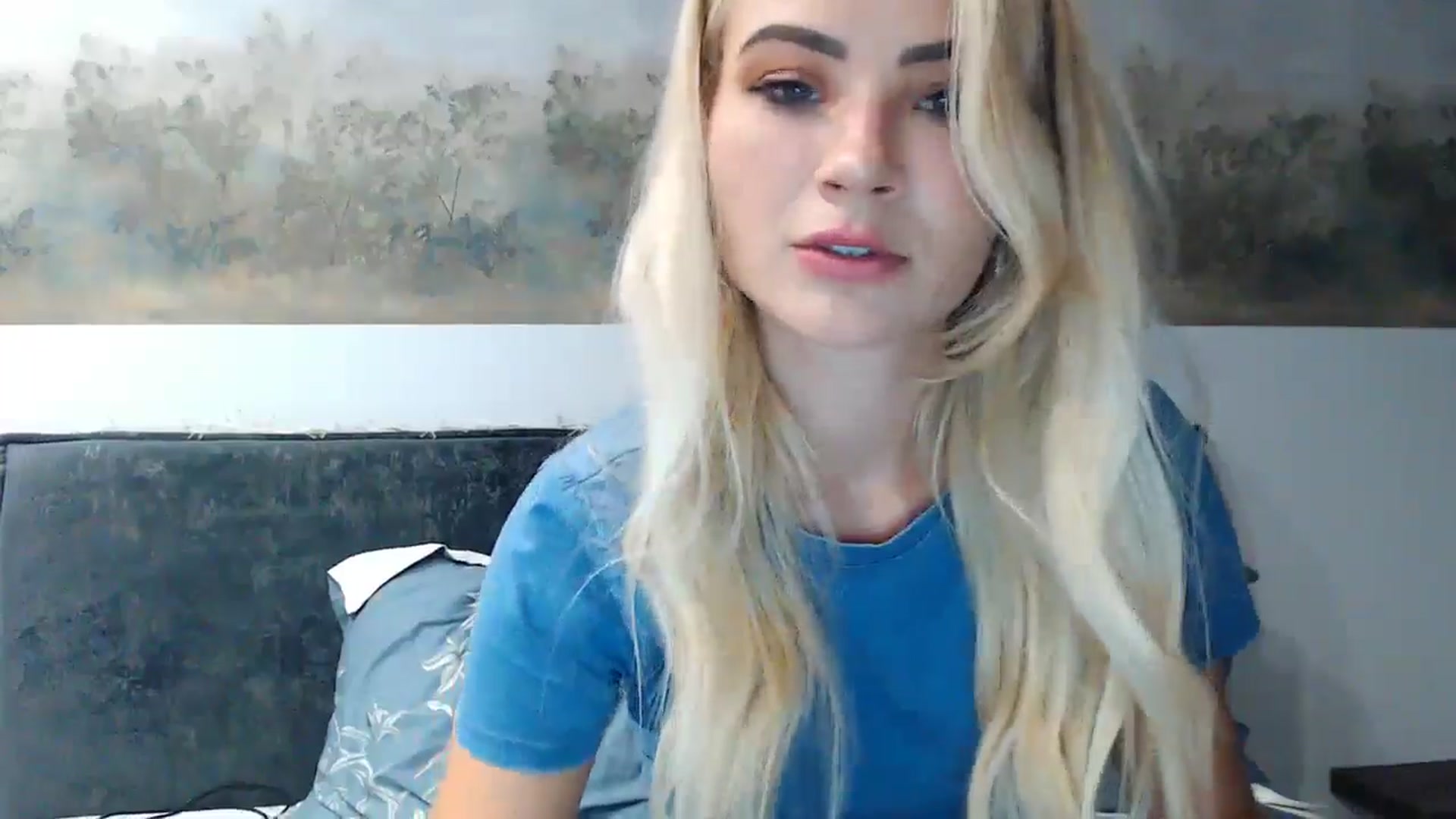 Gallery image thumbnail from fiancee's myfreecams stream on, 06/25/2024, 23:16 image 8 of 20