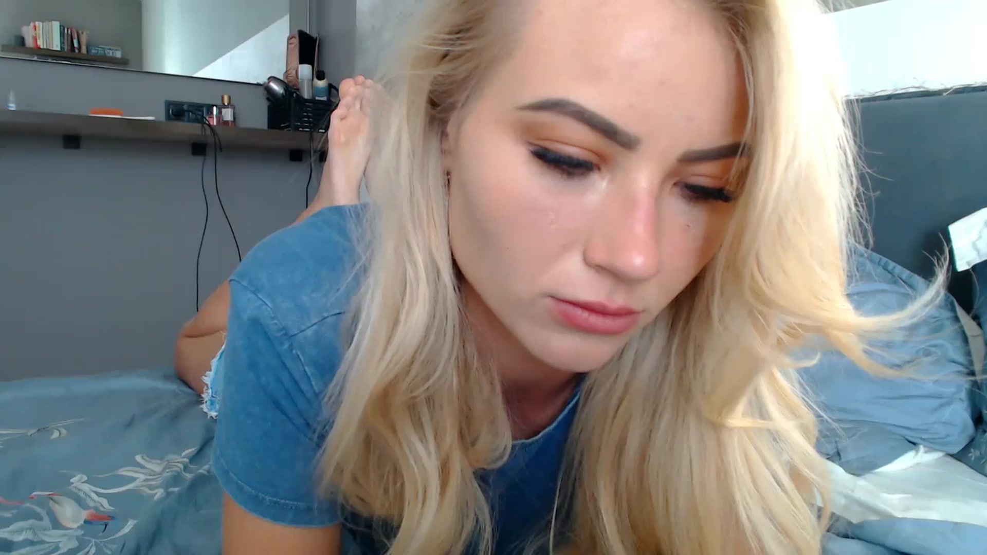 Gallery image thumbnail from fiancee's myfreecams stream on, 06/26/2024, 03:33 image 15 of 20