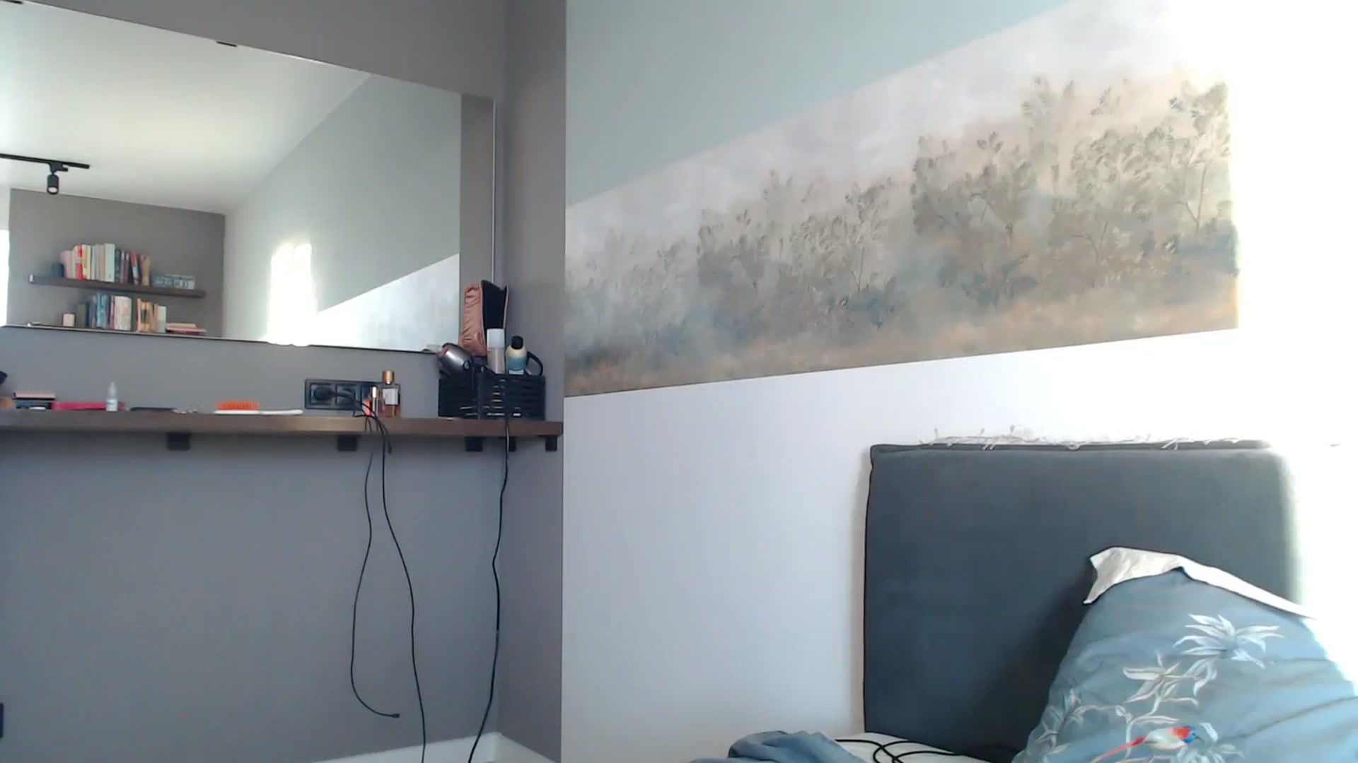 Gallery image thumbnail from fiancee's myfreecams stream on, 06/26/2024, 03:33 image 5 of 20