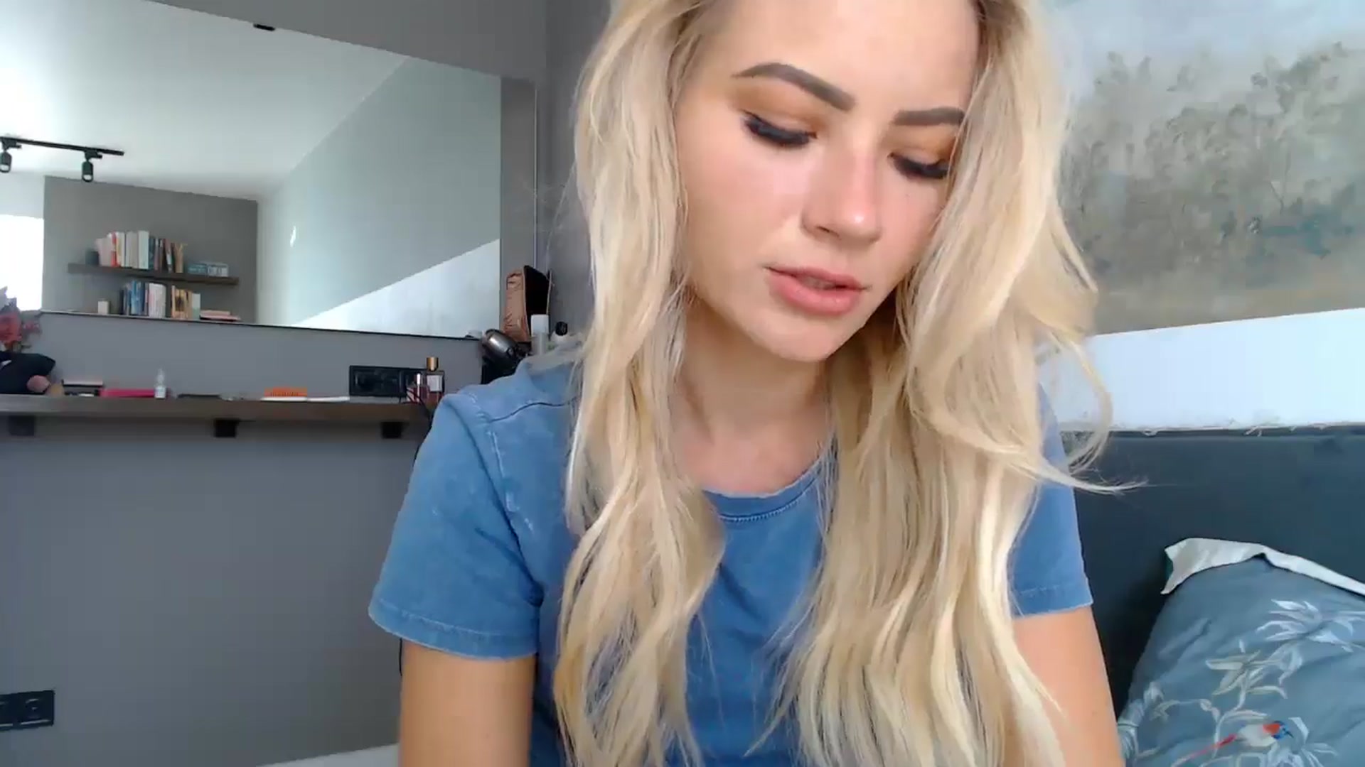 Gallery image thumbnail from fiancee's myfreecams stream on, 06/26/2024, 03:54 image 11 of 20
