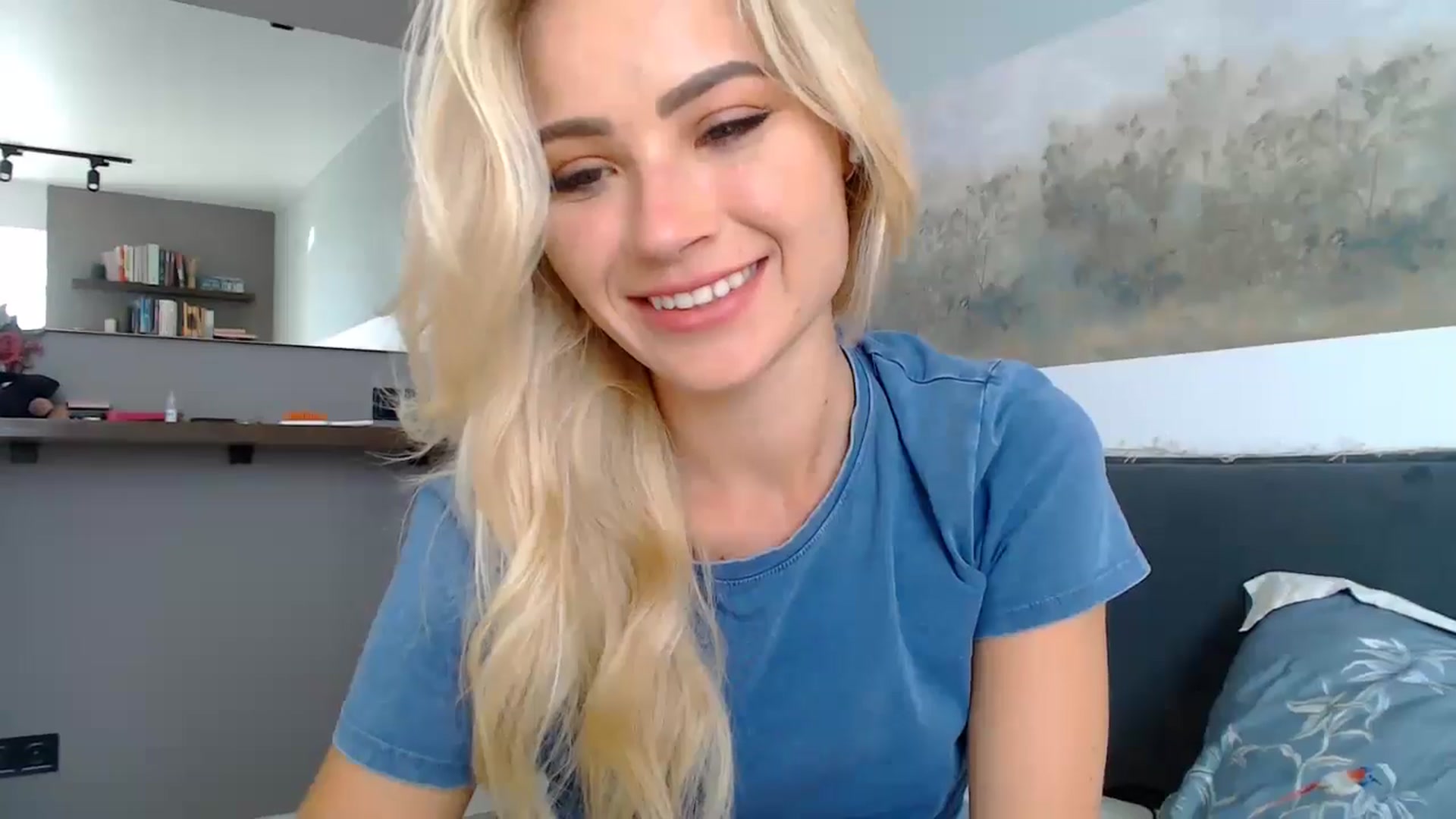 Gallery image thumbnail from fiancee's myfreecams stream on, 06/26/2024, 03:54 image 17 of 20