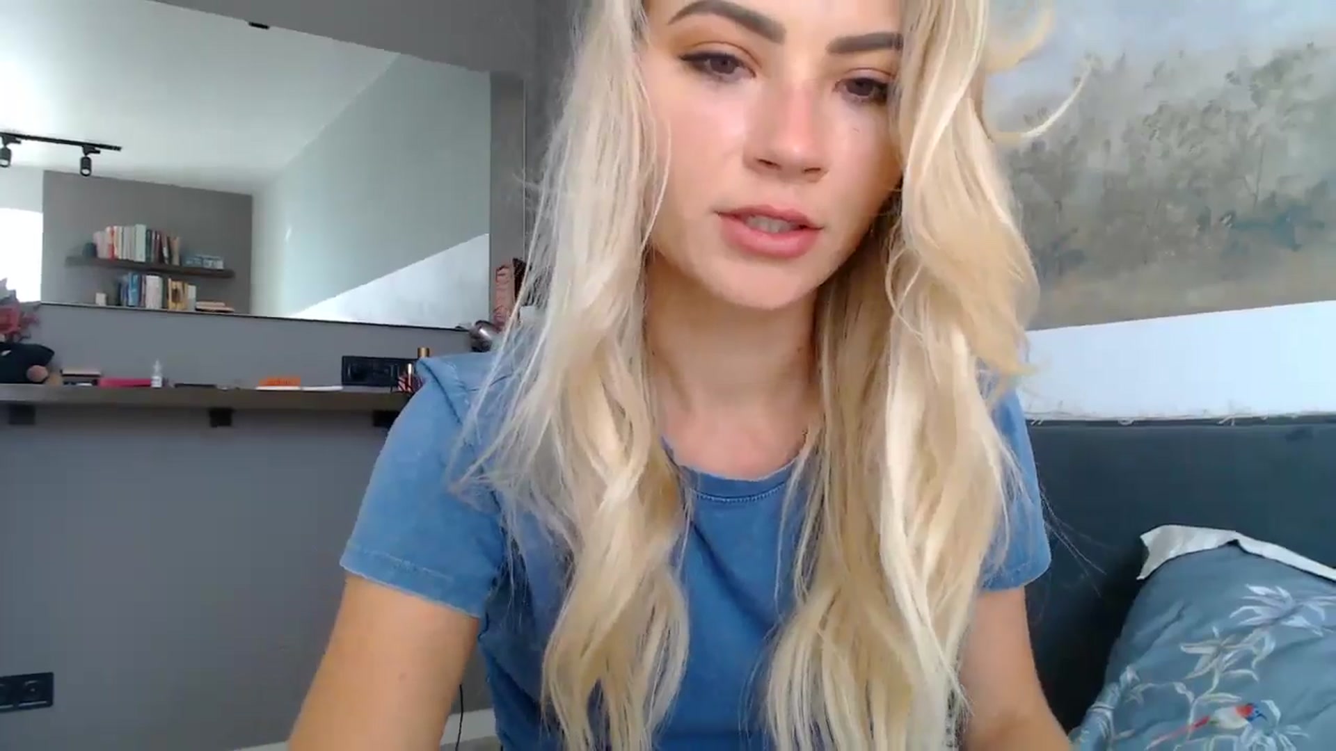 Gallery image thumbnail from fiancee's myfreecams stream on, 06/26/2024, 03:54 image 8 of 20