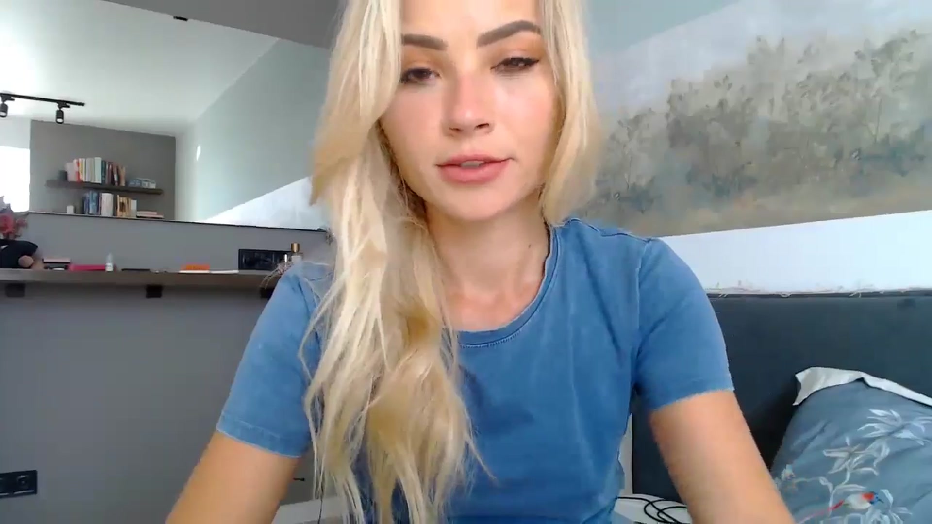 Gallery image thumbnail from fiancee's myfreecams stream on, 06/26/2024, 03:54 image 19 of 20