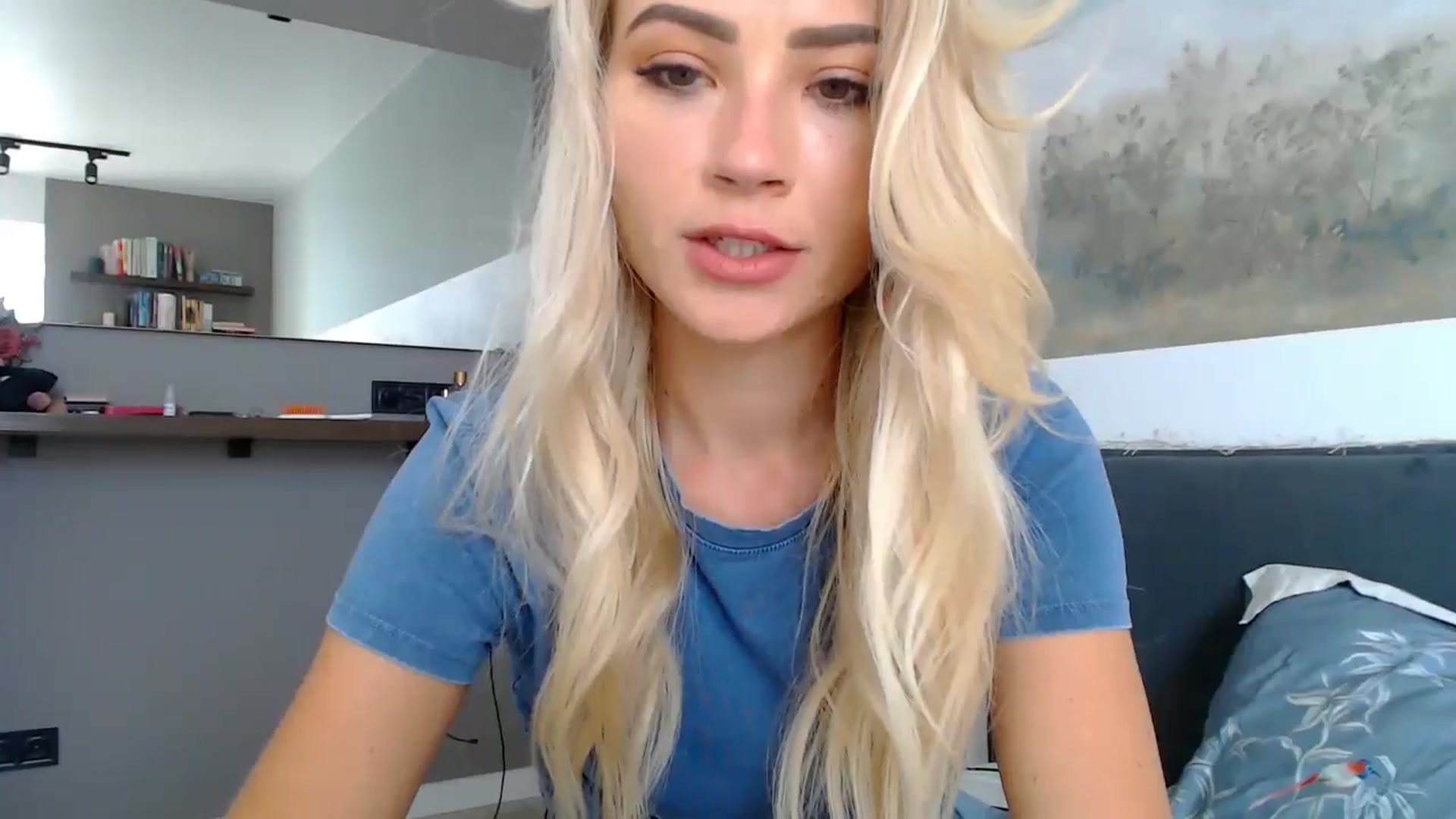 Gallery image thumbnail from fiancee's myfreecams stream on, 06/26/2024, 03:54 image 6 of 20