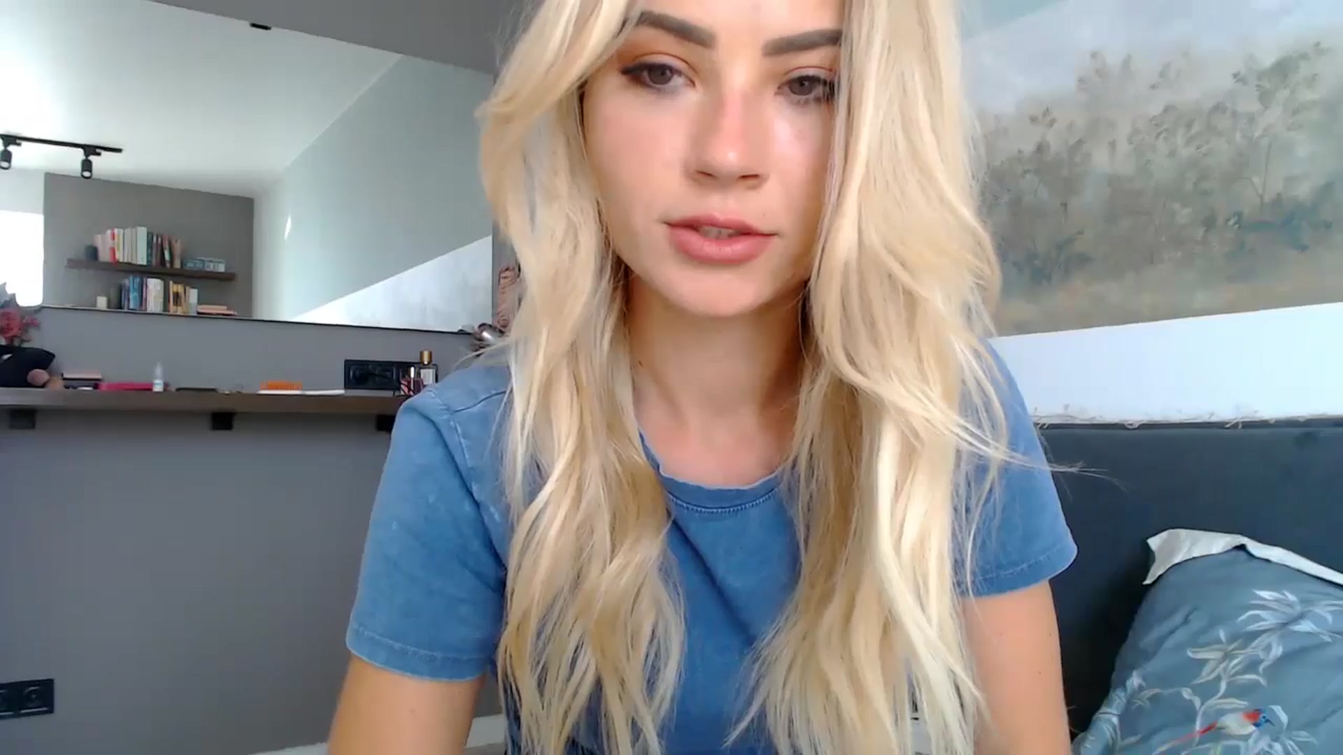 Gallery image thumbnail from fiancee's myfreecams stream on, 06/26/2024, 03:54 image 14 of 20