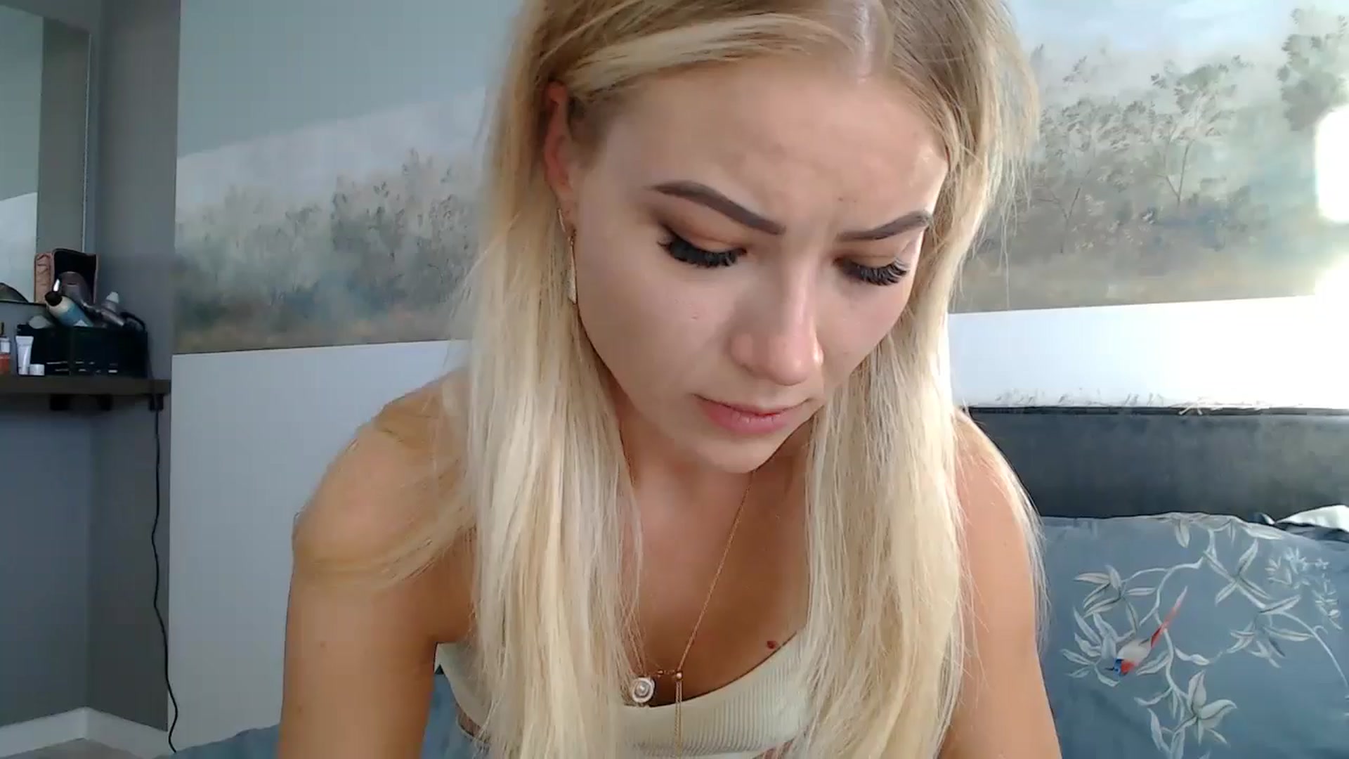 Gallery image thumbnail from fiancee's myfreecams stream on, 06/28/2024, 03:39 image 1 of 20