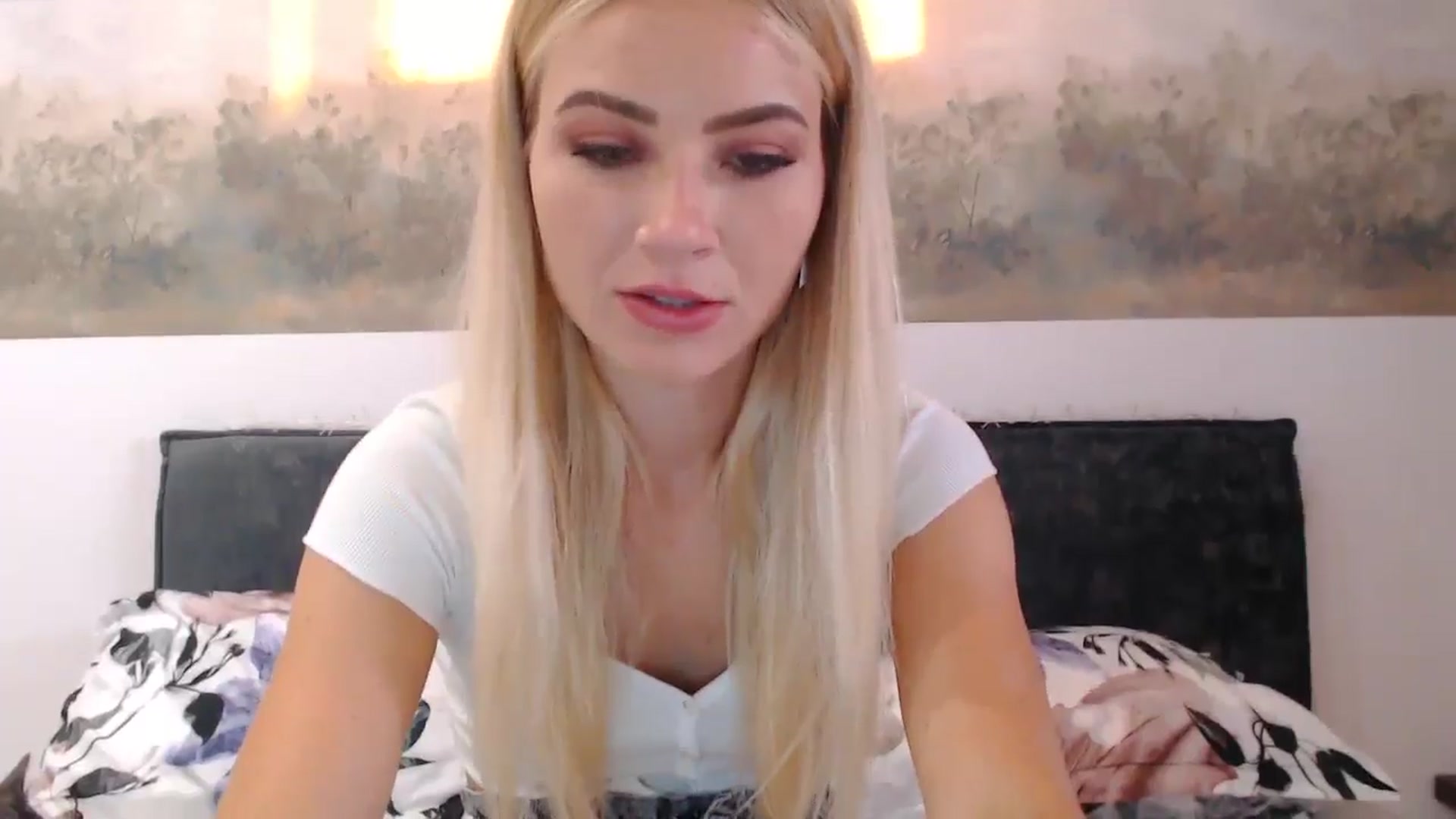 Gallery image thumbnail from fiancee's myfreecams stream on, 07/01/2024, 02:02 image 17 of 20