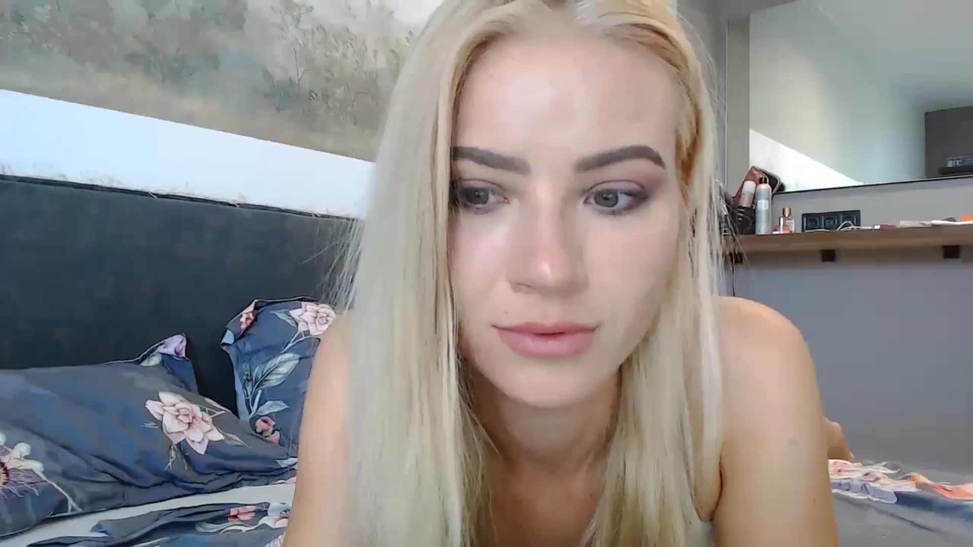 Gallery image thumbnail from fiancee's myfreecams stream on, 07/10/2024, 08:17 image 11 of 20