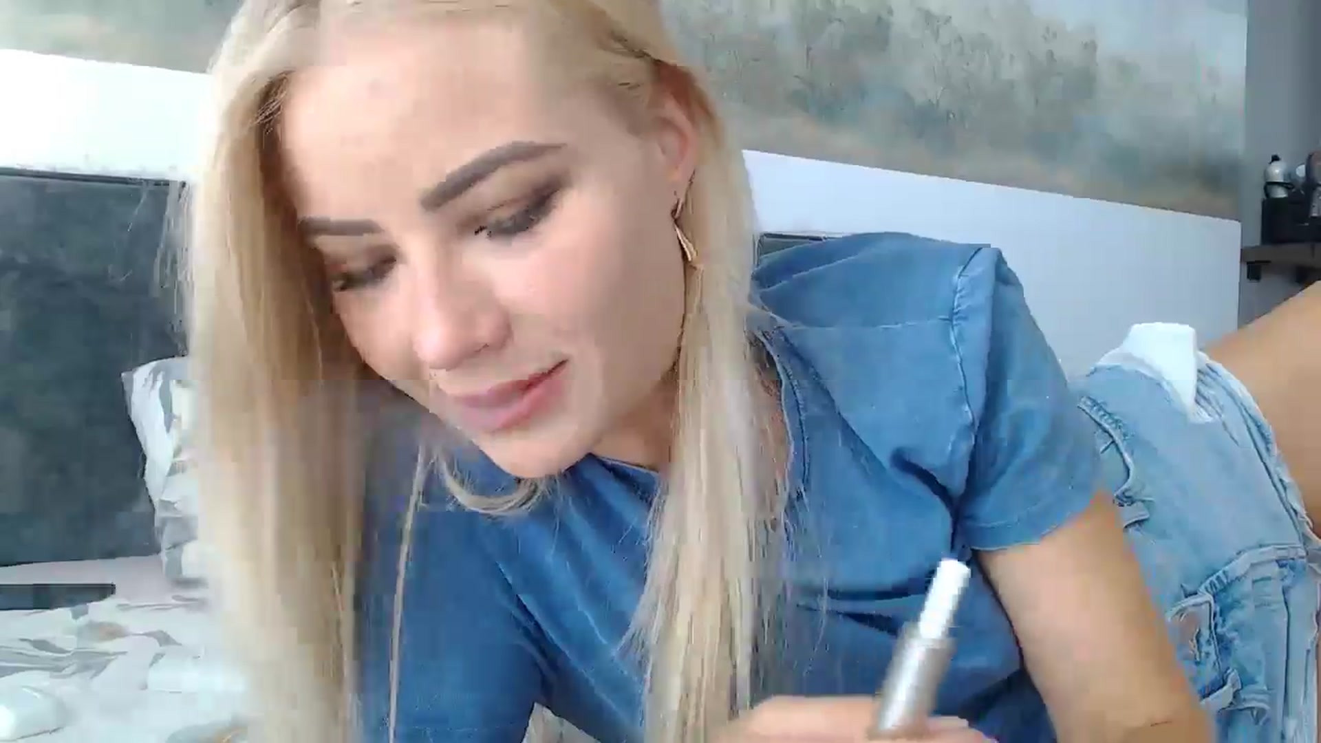Gallery image thumbnail from fiancee's myfreecams stream on, 07/14/2024, 04:51 image 5 of 20