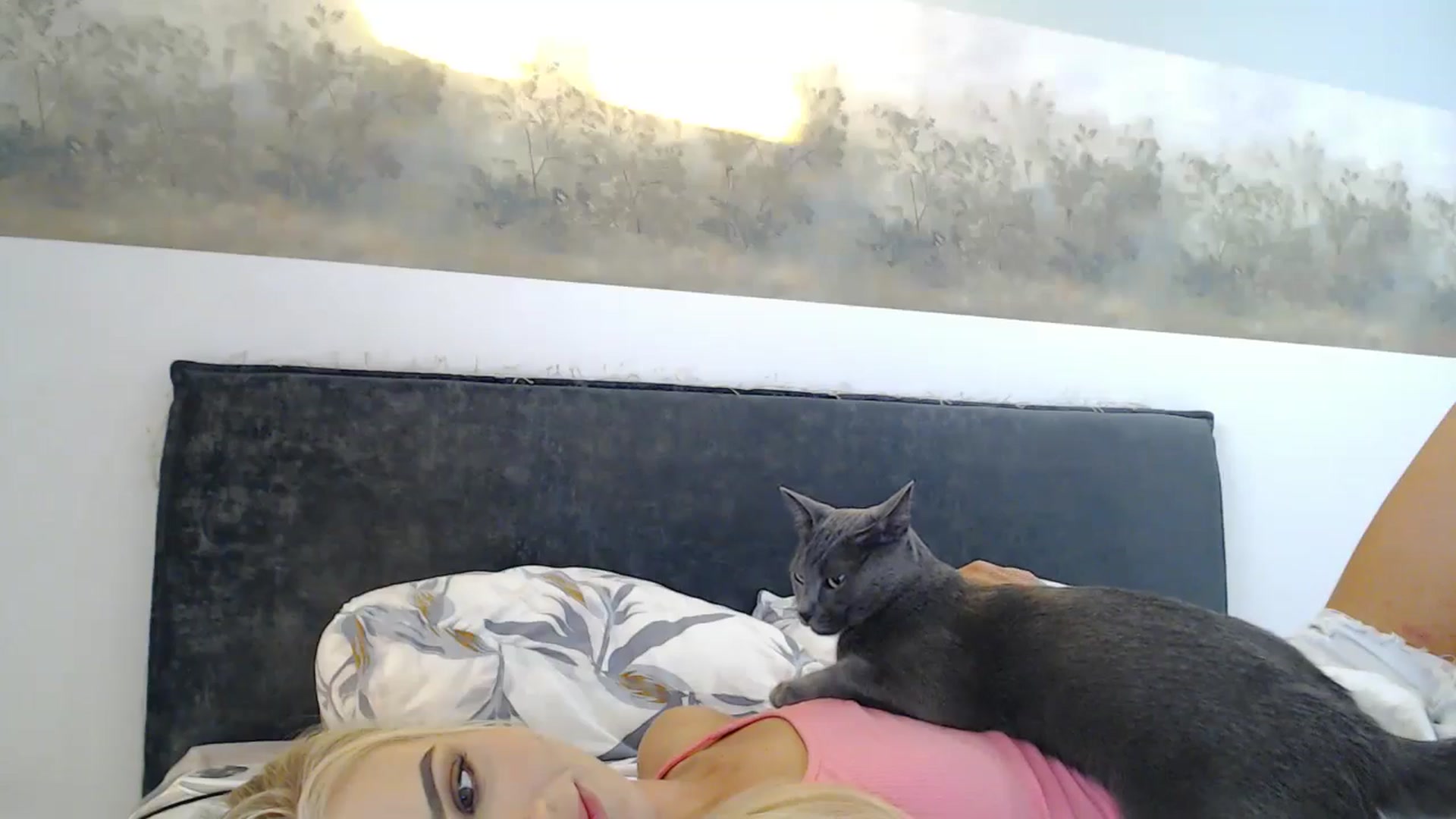 Gallery image thumbnail from fiancee's myfreecams stream on, 07/16/2024, 03:04 image 6 of 20
