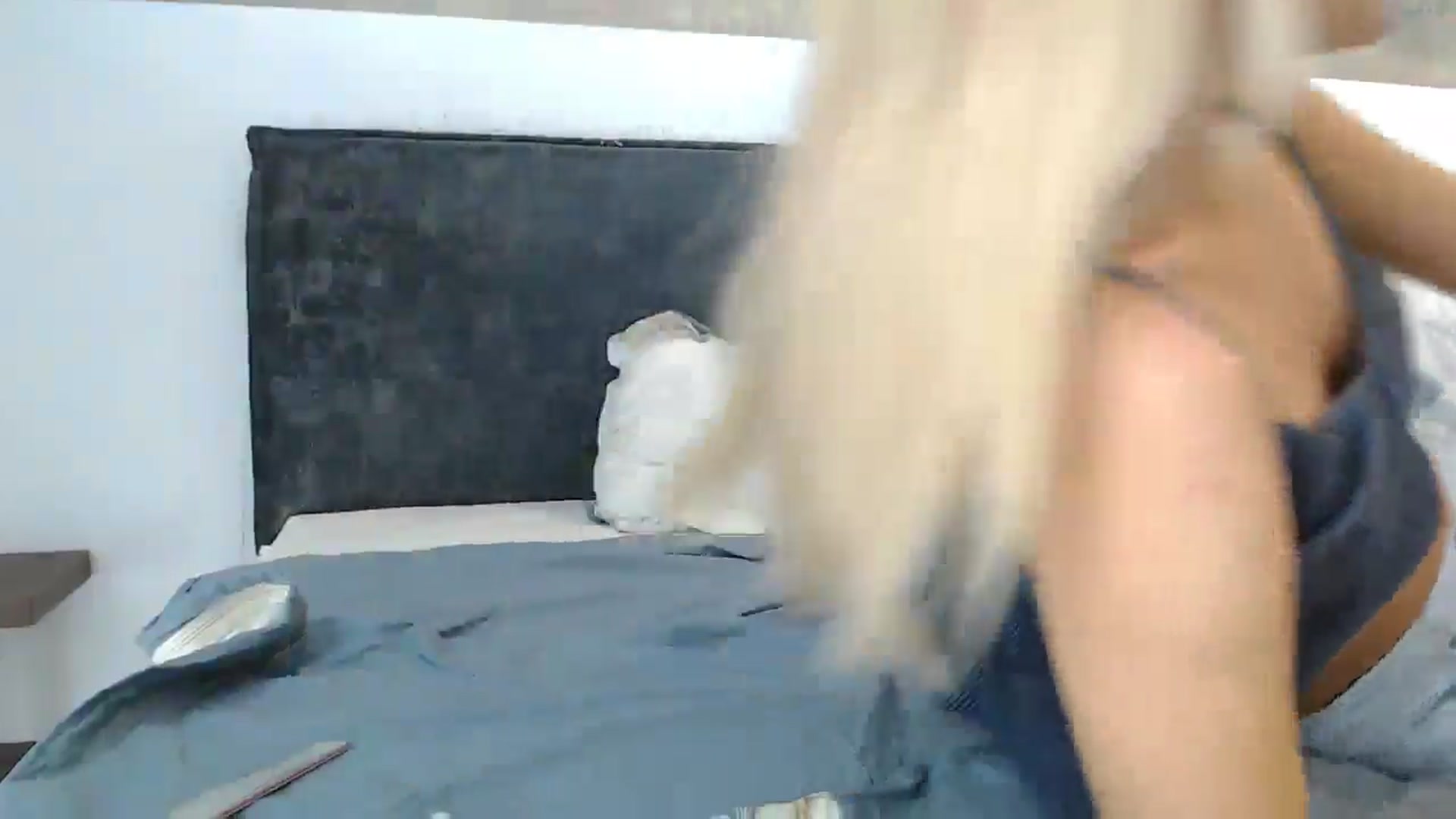 Gallery image thumbnail from fiancee's myfreecams stream on, 07/23/2024, 05:29 image 19 of 20