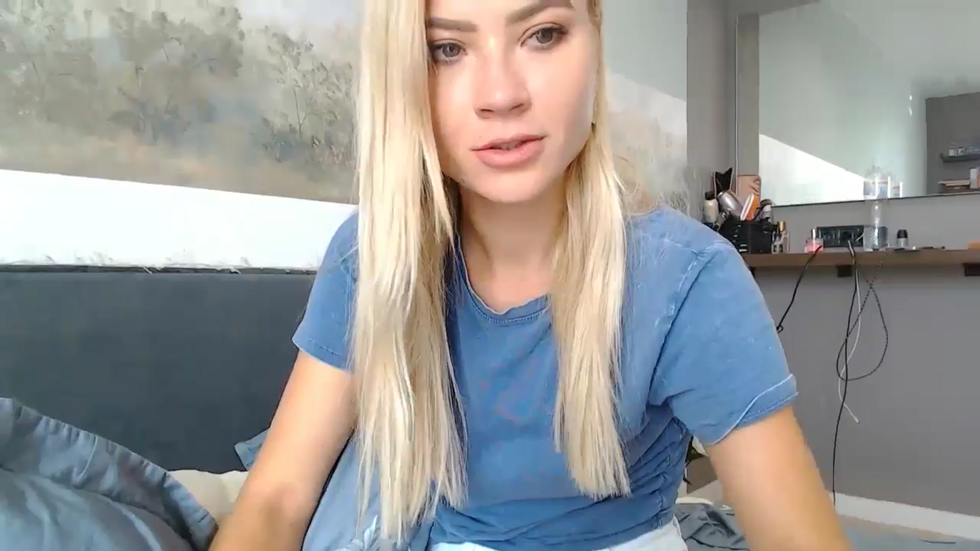 Gallery image thumbnail from fiancee's myfreecams stream on, 07/25/2024, 04:33 image 14 of 20
