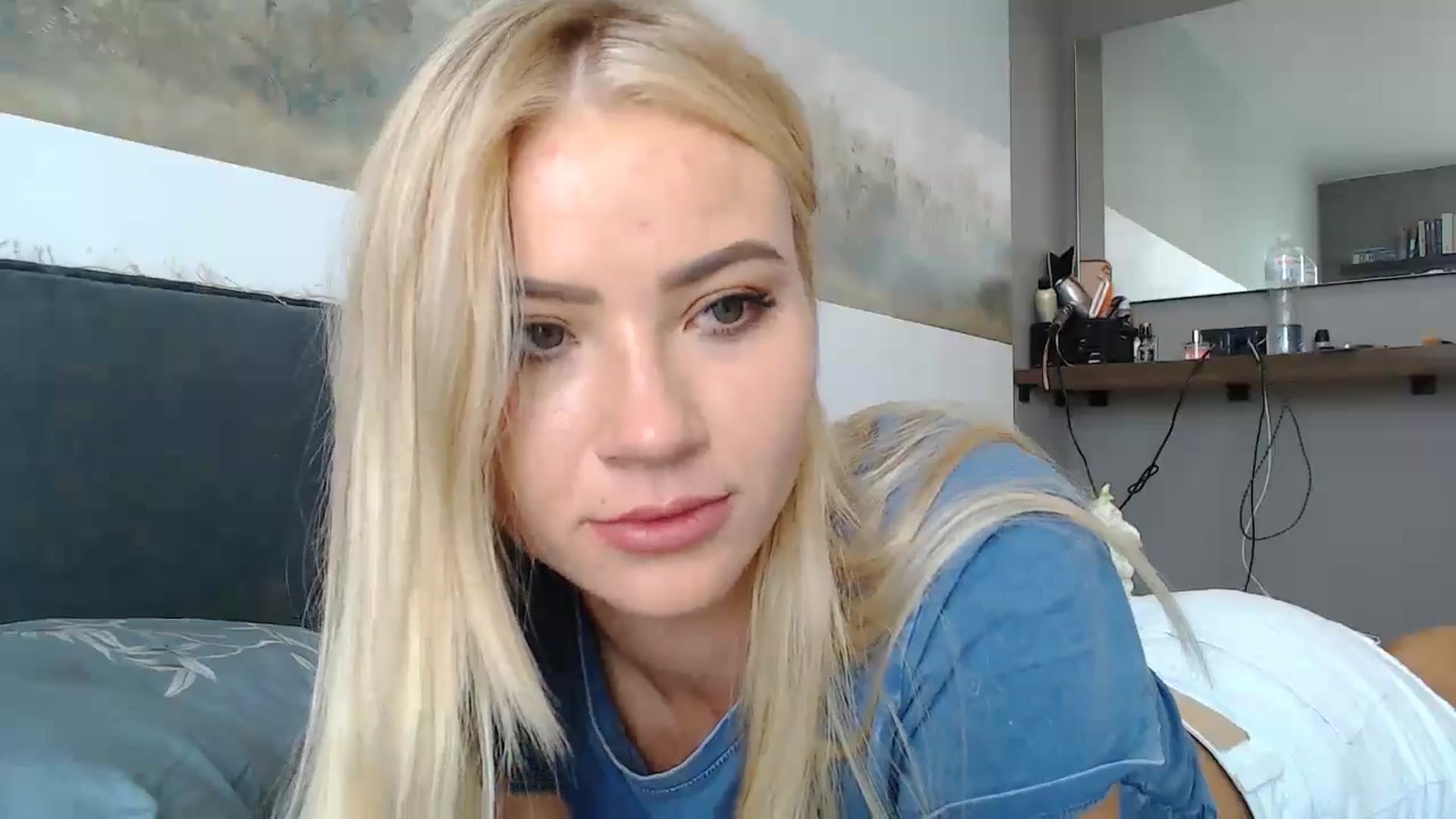 Gallery image thumbnail from fiancee's myfreecams stream on, 07/25/2024, 04:33 image 6 of 20