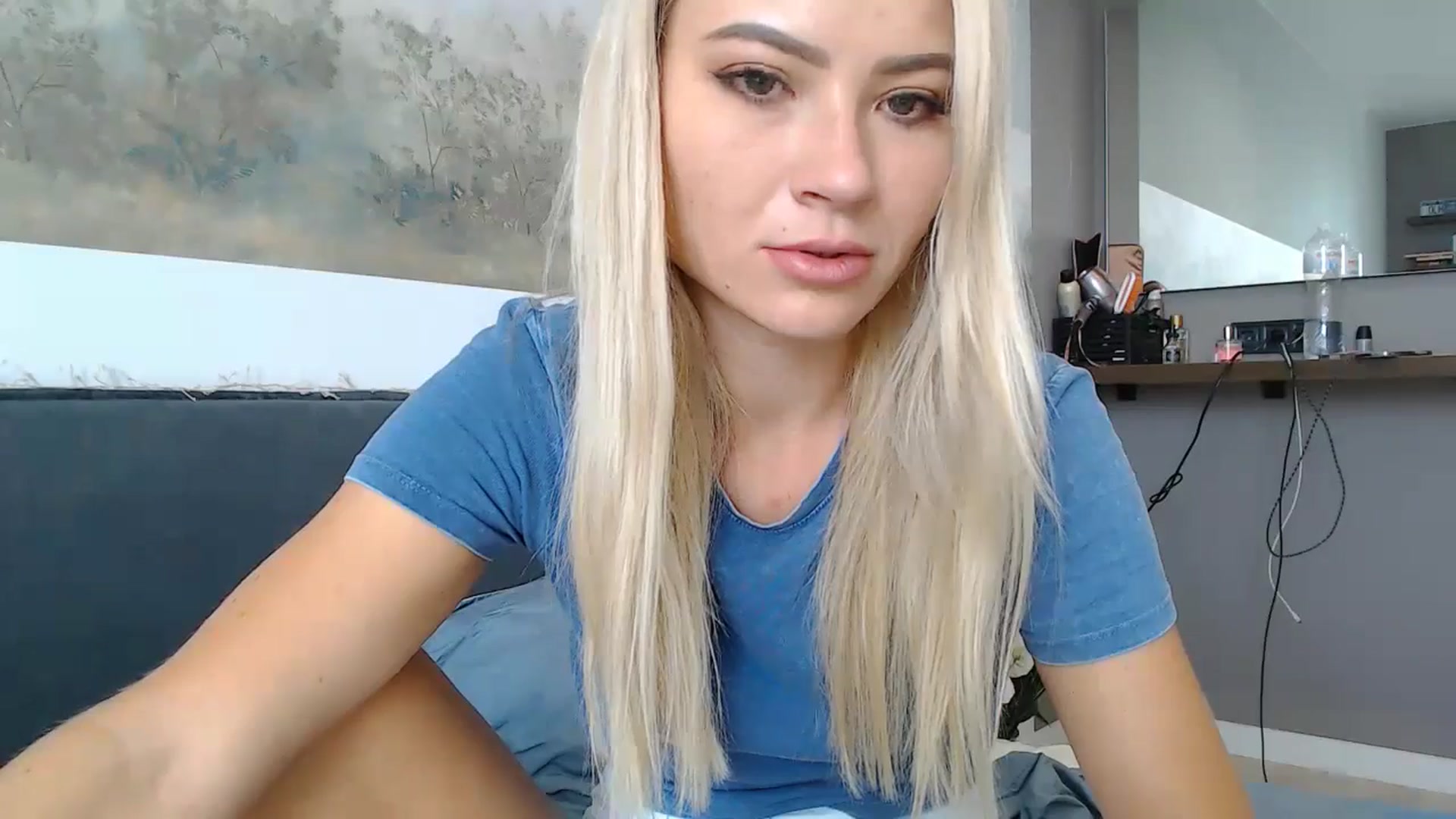 Gallery image thumbnail from fiancee's myfreecams stream on, 07/25/2024, 04:33 image 19 of 20