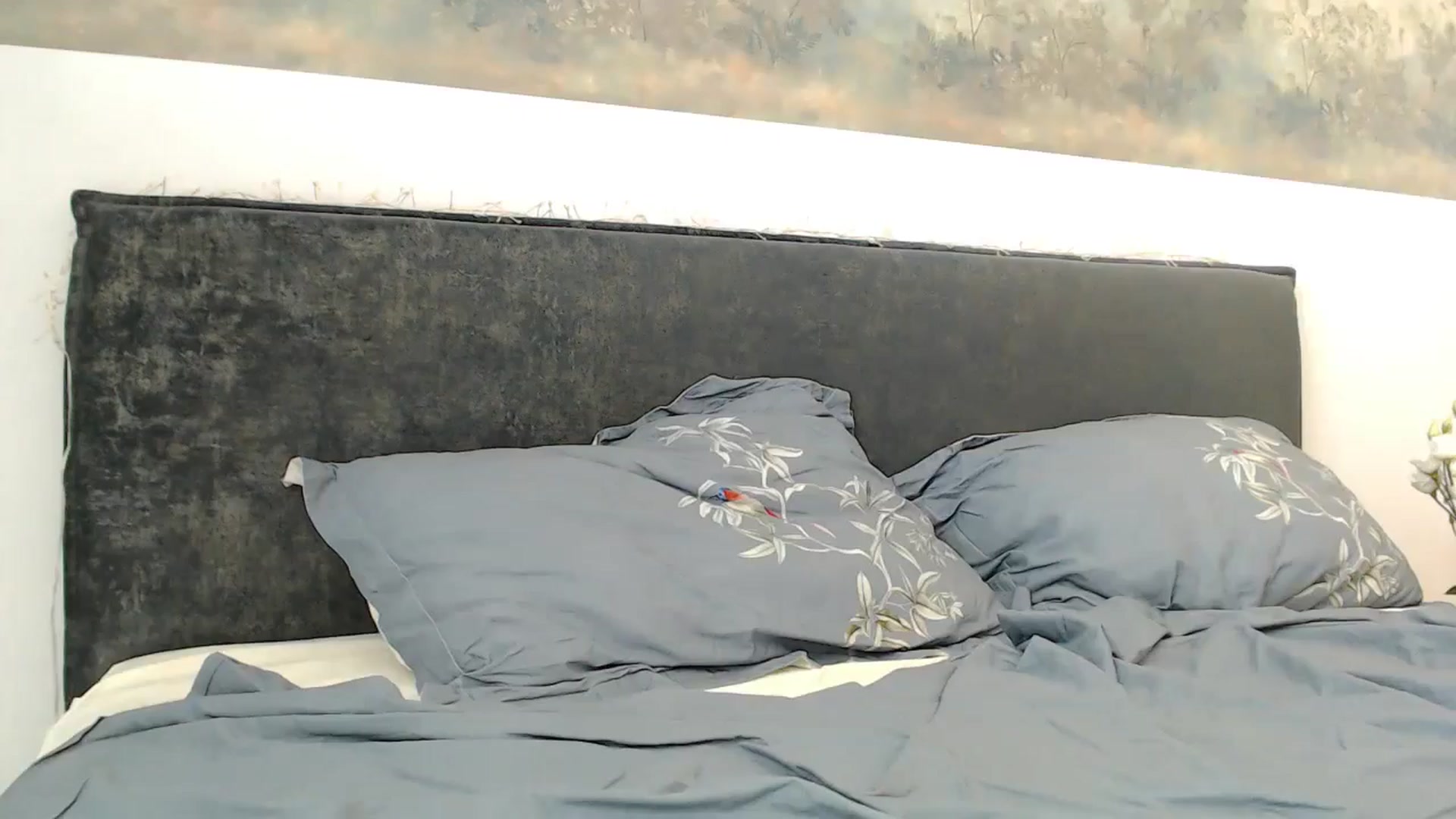 Gallery image thumbnail from fiancee's myfreecams stream on, 07/25/2024, 05:05 image 12 of 20