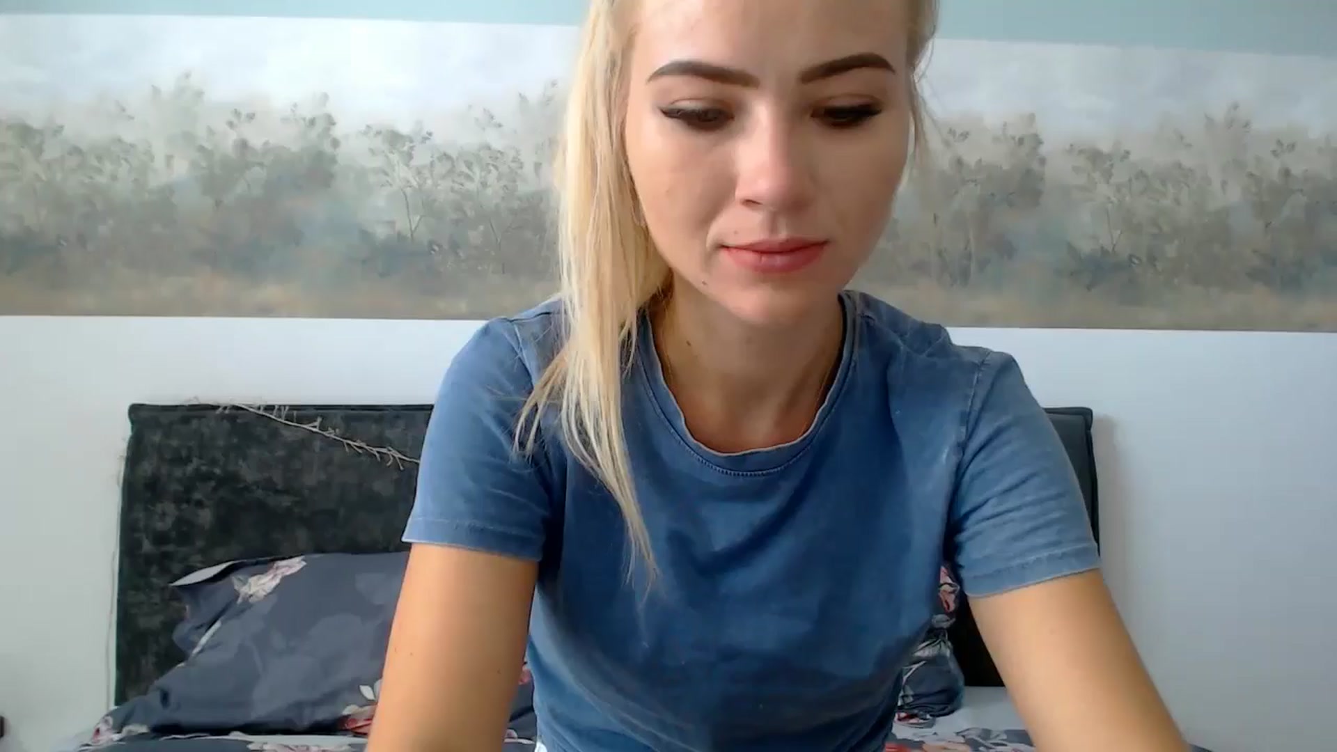 Gallery image thumbnail from fiancee's myfreecams stream on, 07/29/2024, 05:11 image 4 of 20