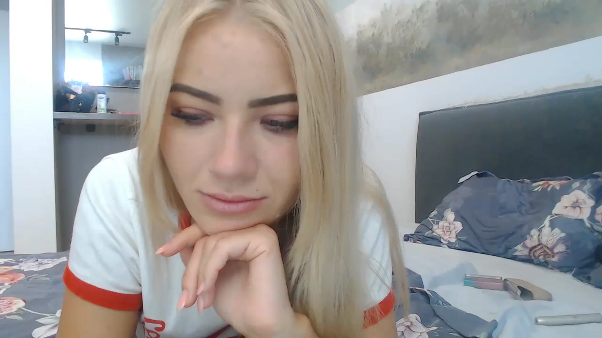Gallery image thumbnail from fiancee's myfreecams stream on, 08/01/2024, 06:06 image 3 of 20
