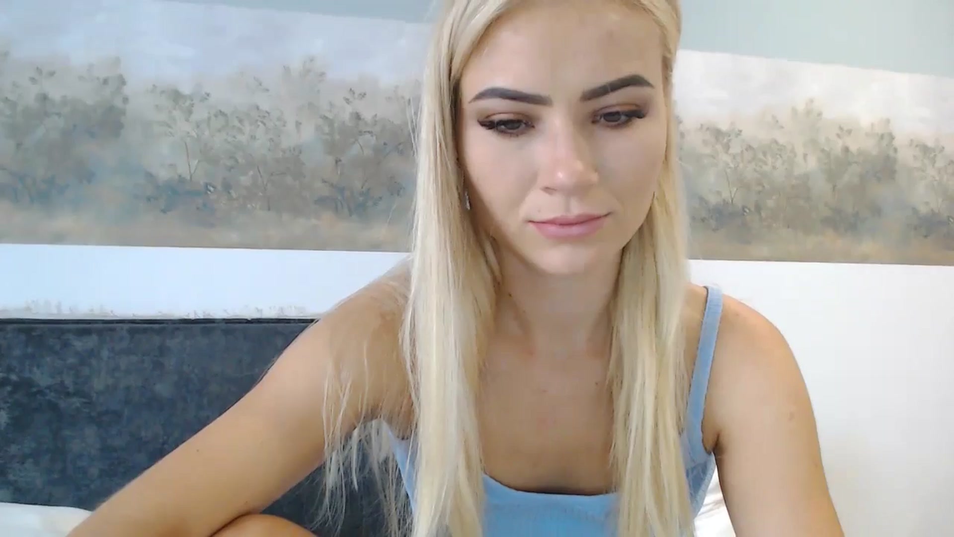 Gallery image thumbnail from fiancee's myfreecams stream on, 08/23/2024, 05:22 image 15 of 20