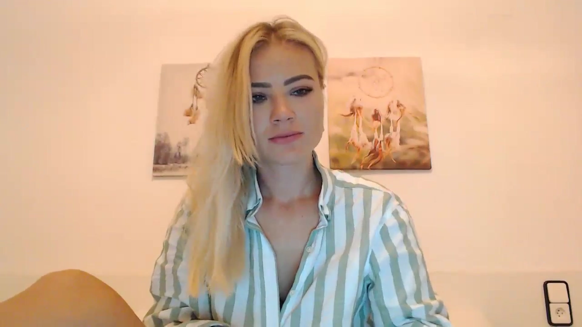 Gallery image thumbnail from fiancee's myfreecams stream on, 10/05/2024, 06:40 image 4 of 20