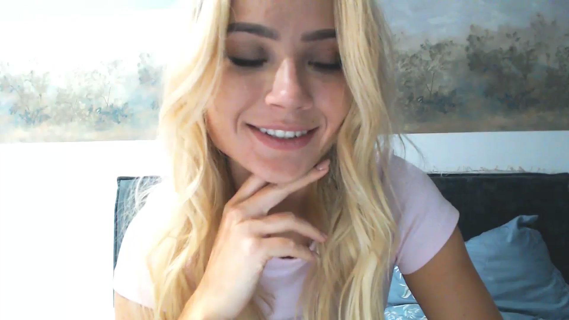 Gallery image thumbnail from fiancee's myfreecams stream on, 11/05/2024, 02:38 image 8 of 20