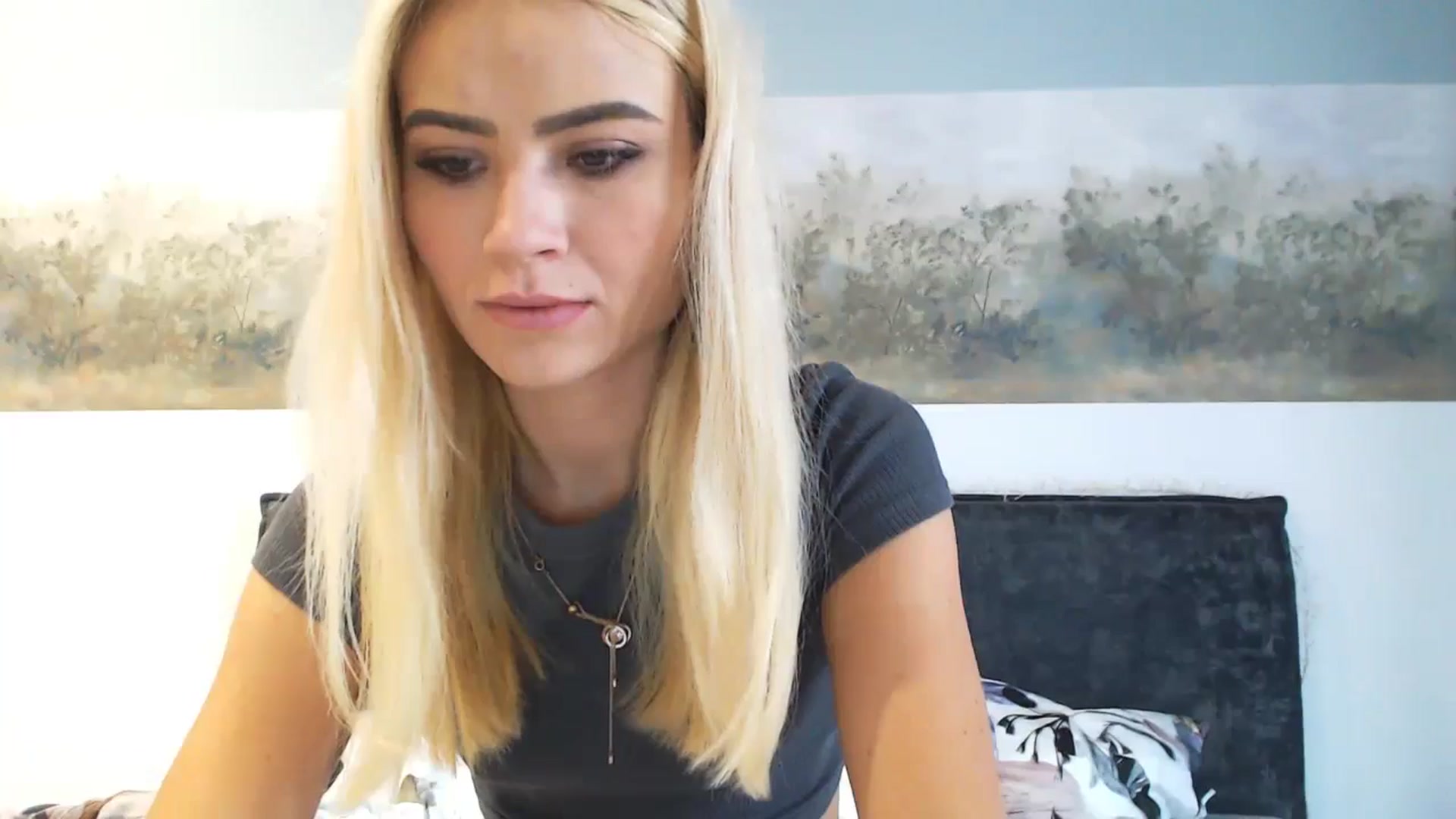 Gallery image thumbnail from fiancee's myfreecams stream on, 11/07/2024, 06:52 image 12 of 20