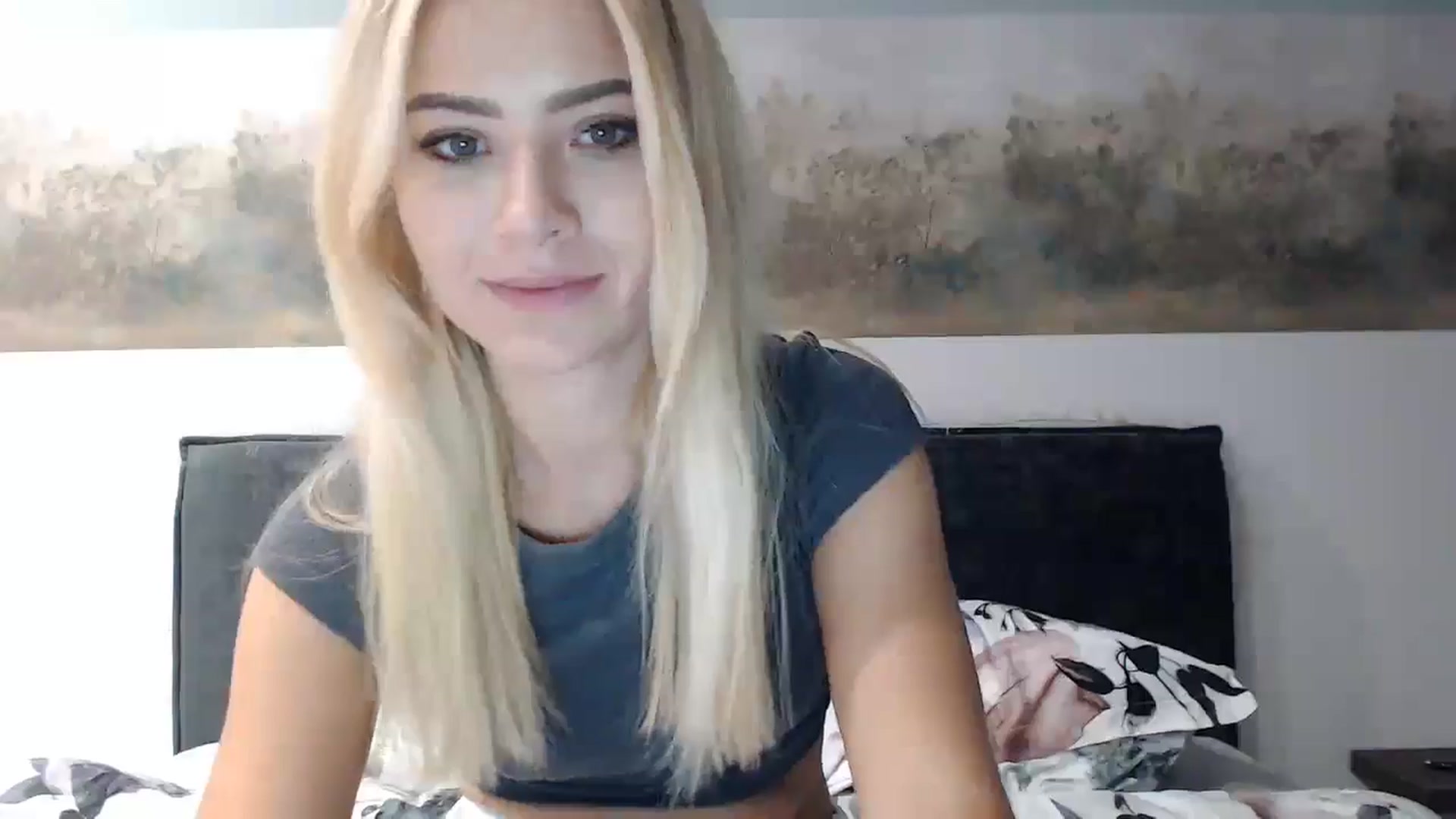Gallery image thumbnail from fiancee's myfreecams stream on, 11/12/2024, 01:52 image 12 of 20