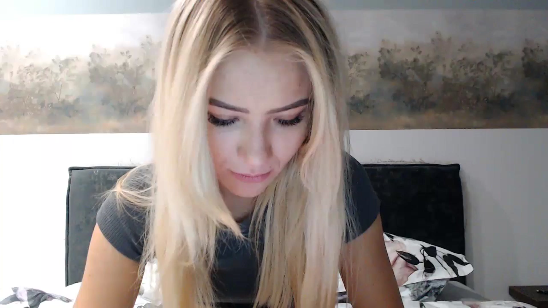 Gallery image thumbnail from fiancee's myfreecams stream on, 11/12/2024, 01:52 image 1 of 20