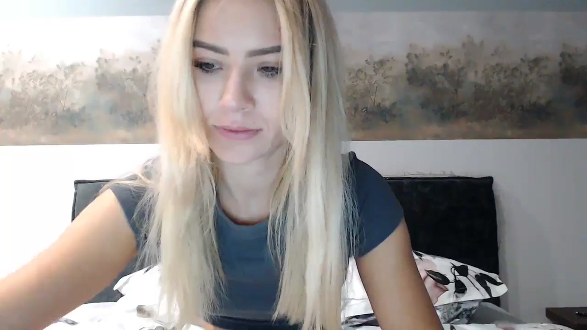 Gallery image thumbnail from fiancee's myfreecams stream on, 11/12/2024, 01:52 image 2 of 20