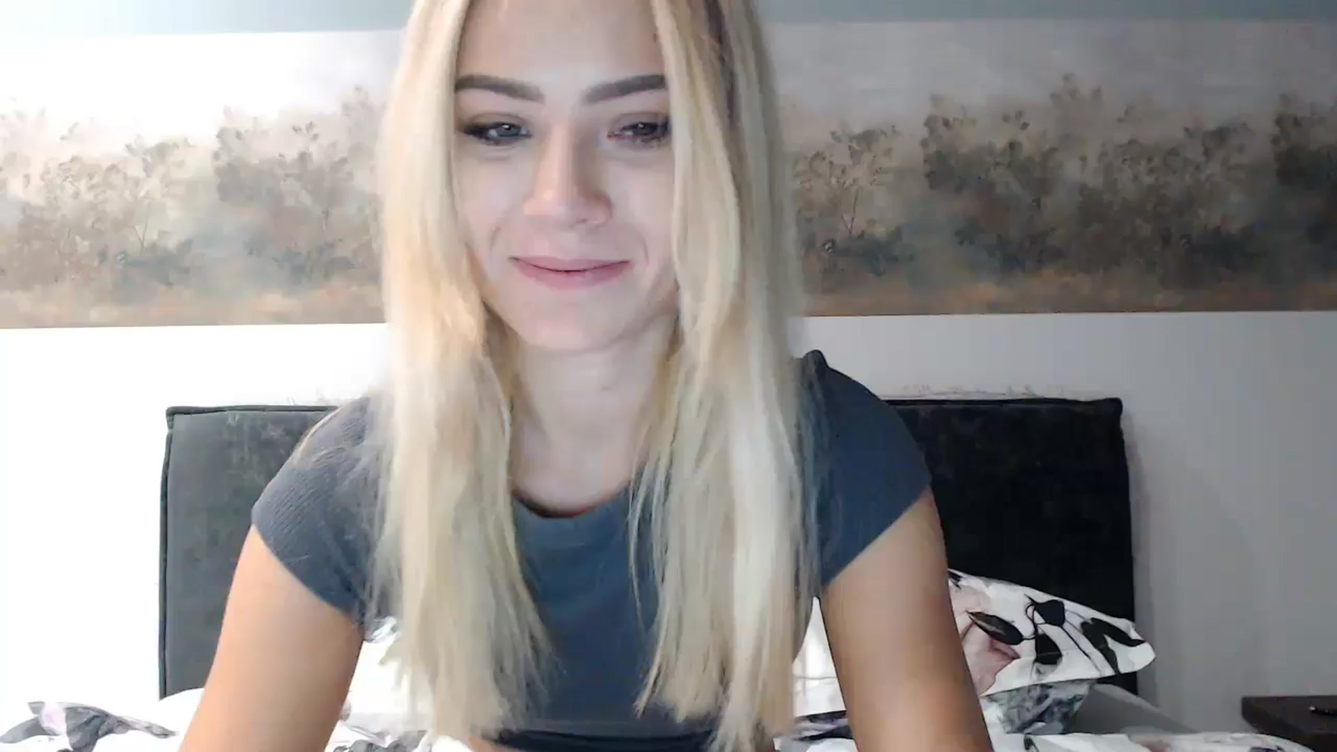 Gallery image thumbnail from fiancee's myfreecams stream on, 11/12/2024, 01:52 image 7 of 20