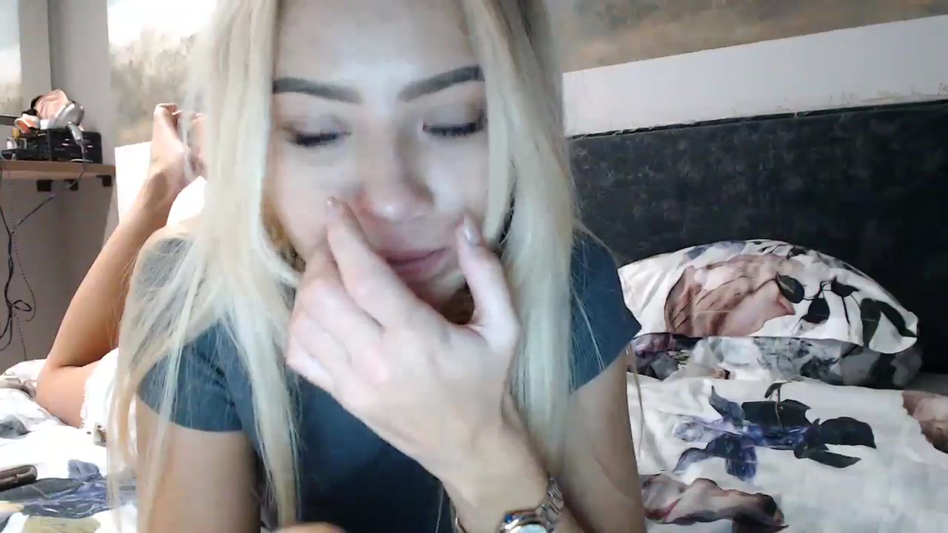 Gallery image thumbnail from fiancee's myfreecams stream on, 11/12/2024, 03:11 image 18 of 20